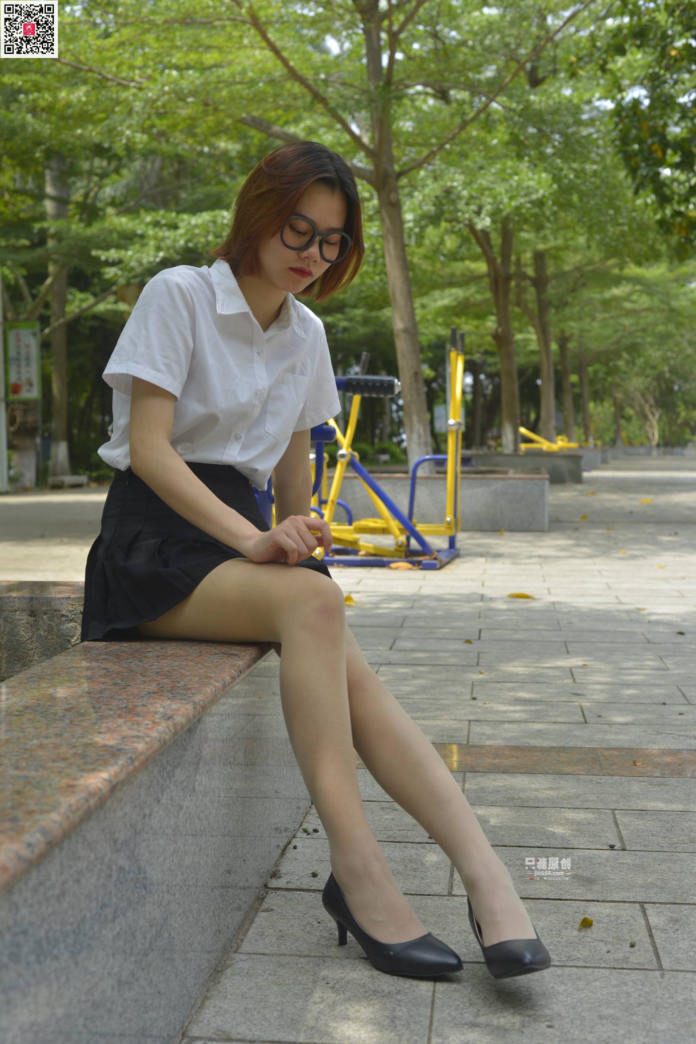 [只糖原创]NO.663 彤彤 花影年华[133P/1V/3.23GB]