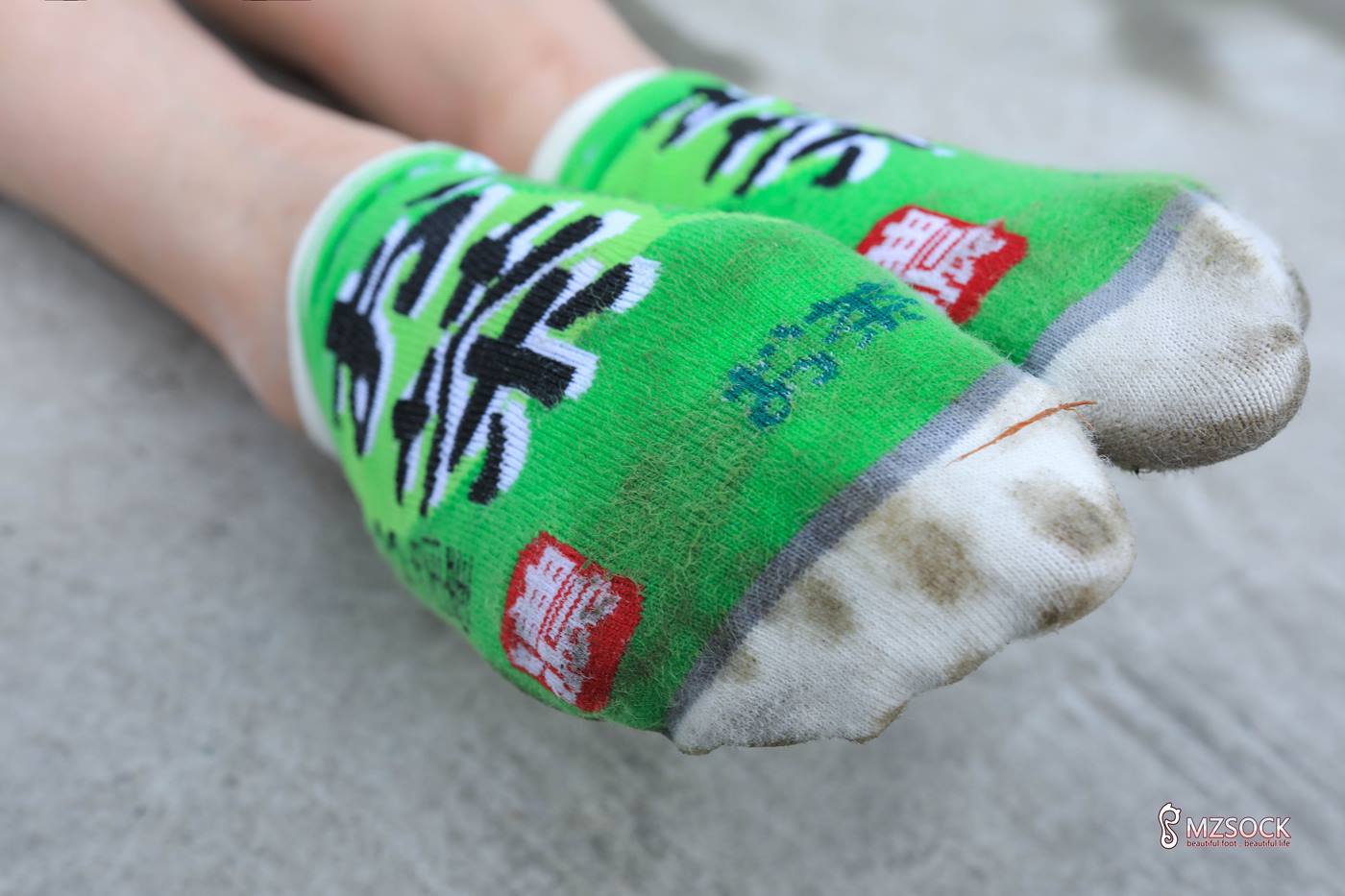 [MZSOCK]爱美足 NO.175 Carrie[64P/167MB]