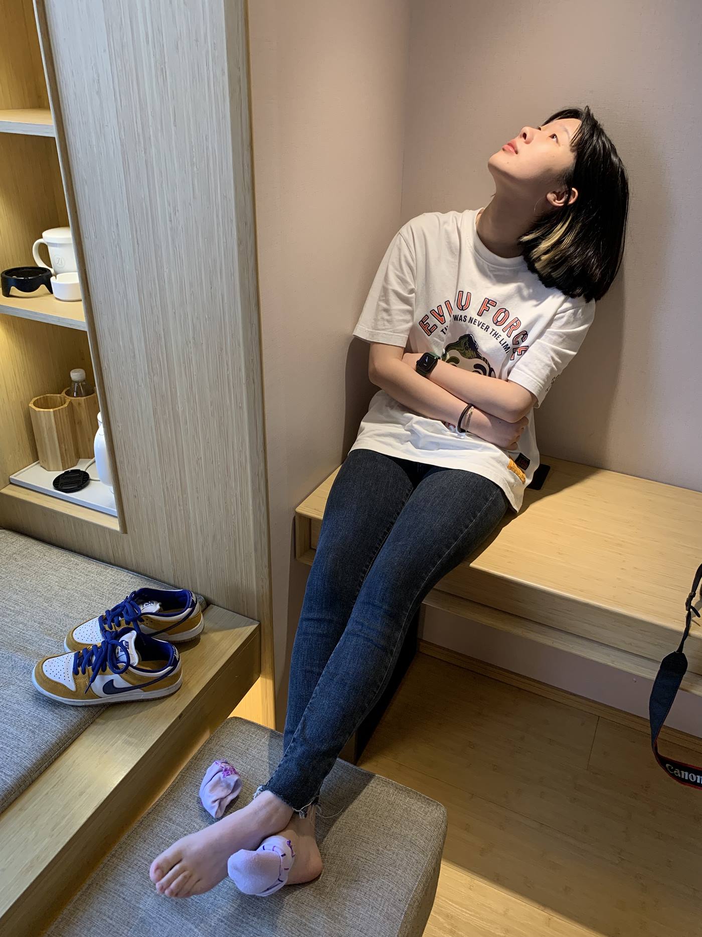 [誉铭传媒]袜足摄影 2023年《03月整合作品》[145P/5V/788MB]