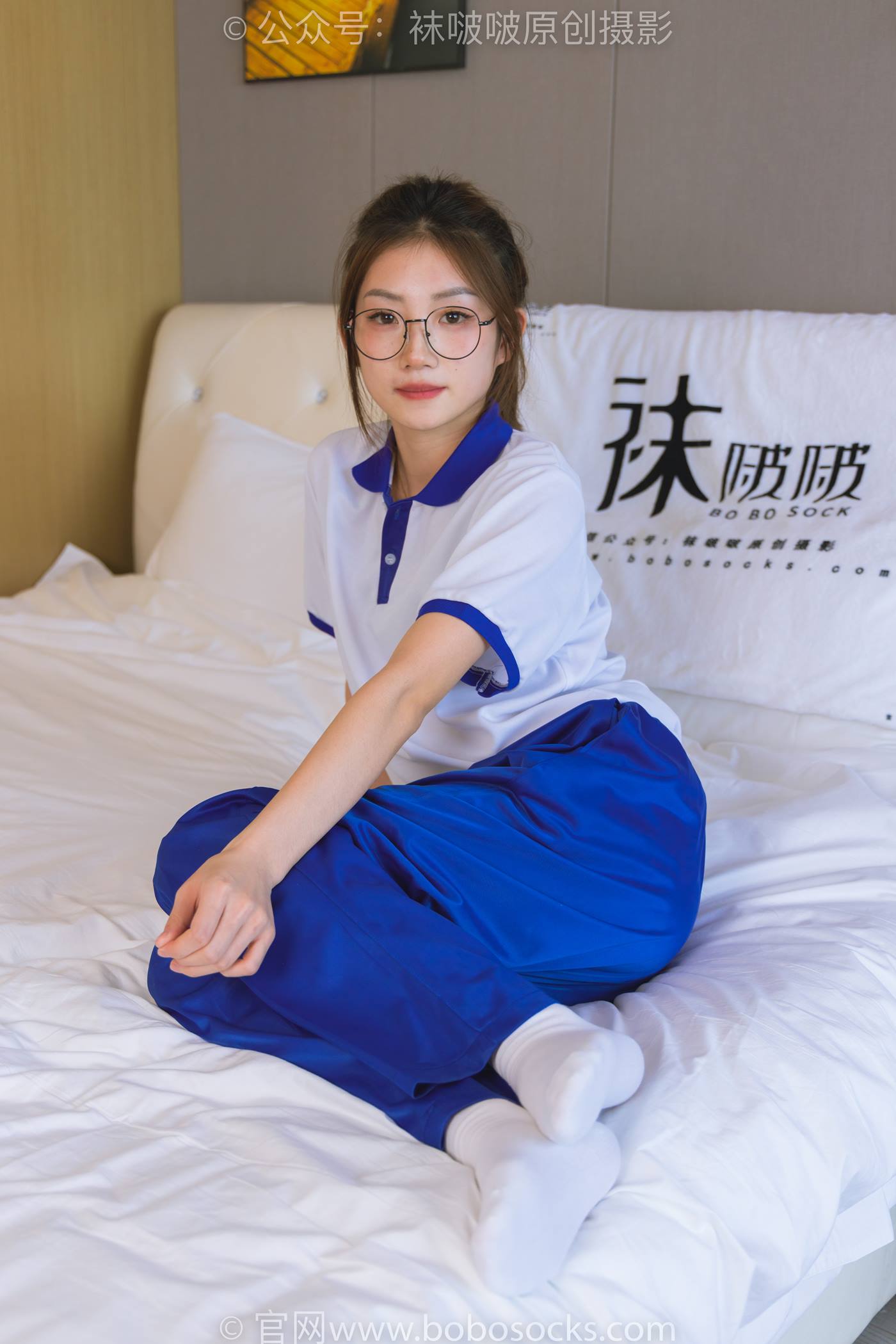 [BoBoSocks袜啵啵]NO.193 小沫-贝壳头板鞋、白棉袜、肉丝、校服裤里丝[140P/1V/6.07GB]