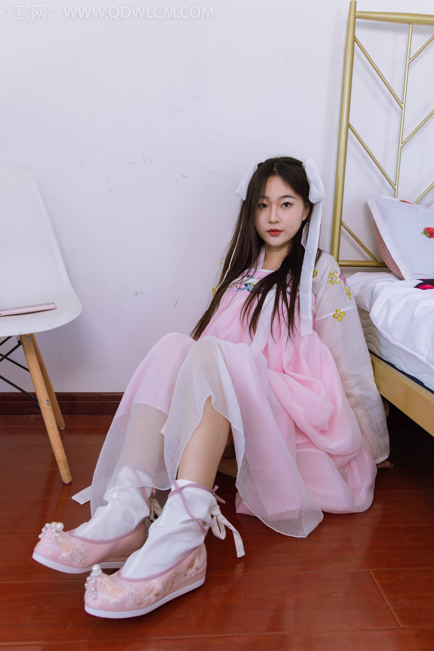 物恋传媒 NO.1484 美兔-杏花微雨[150P/1V/3.89GB]