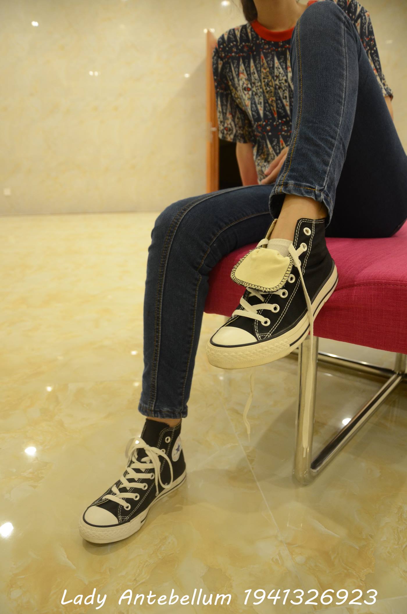 [战前女神] 美腿镁足精品摄影套图 110 [115P/278MB]