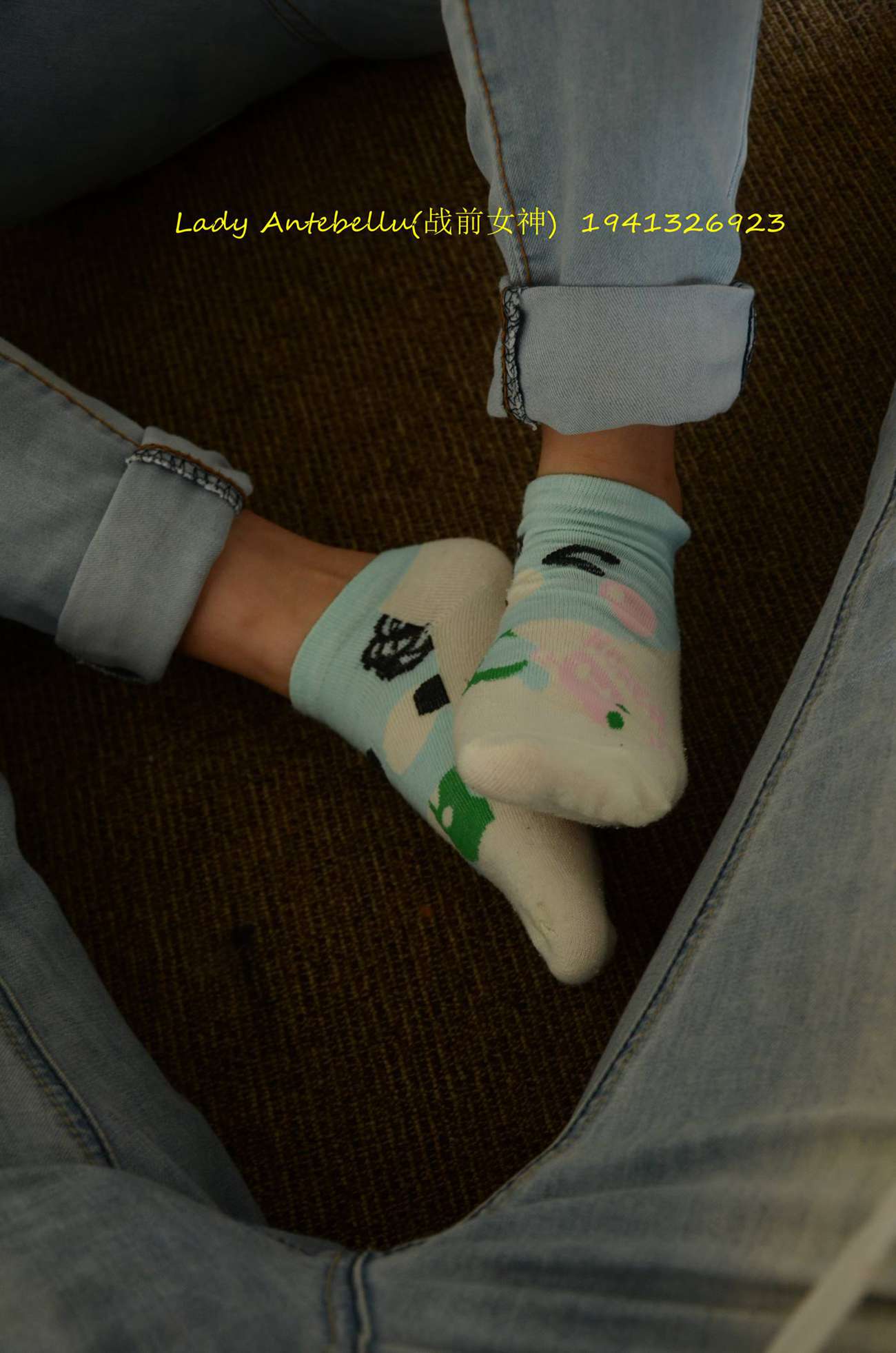 [战前女神] 美腿镁足精品摄影套图 128 [170P/451MB]