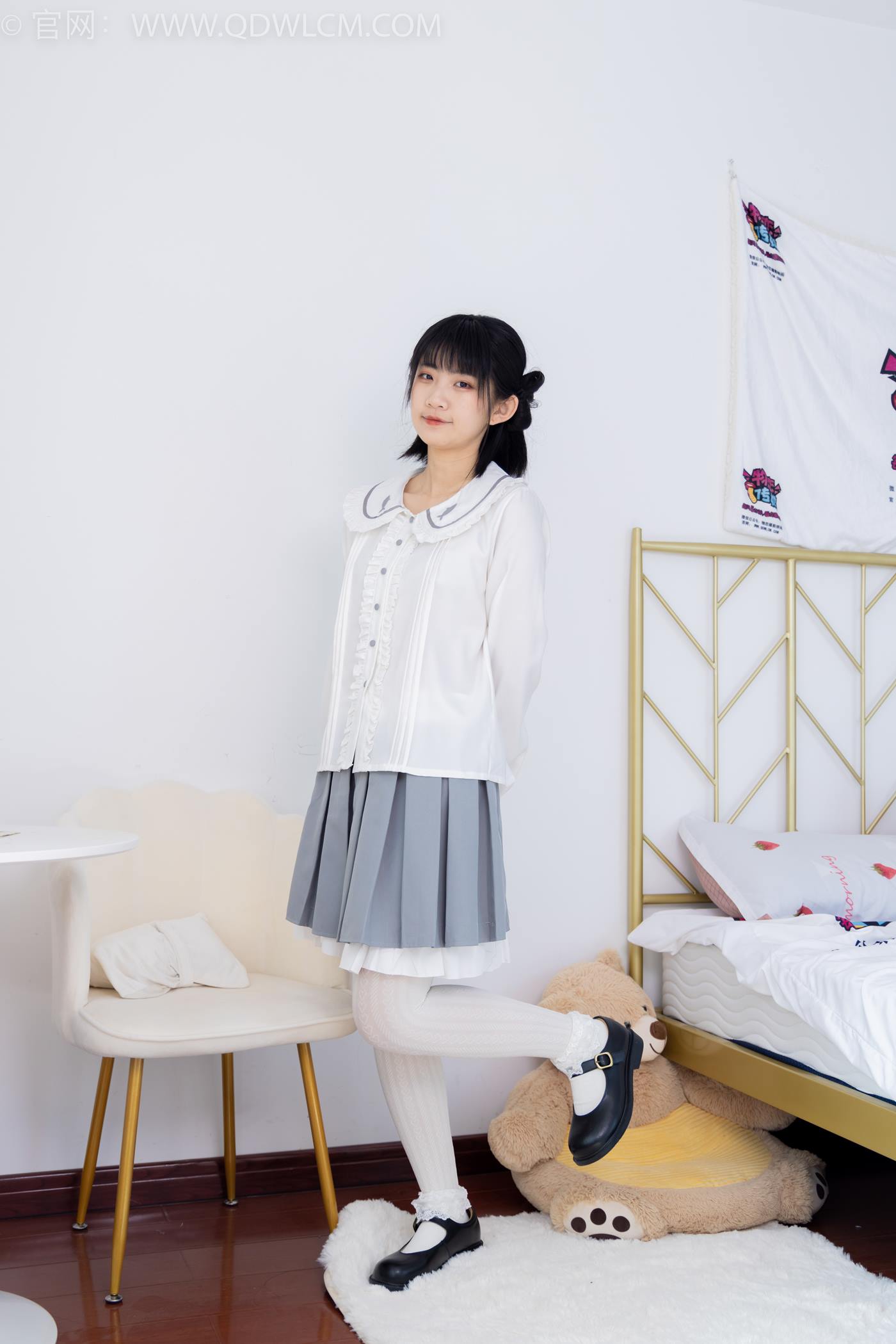 物恋传媒 NO.1528 暗月-夏日葡萄[150P/1V/3.25GB]