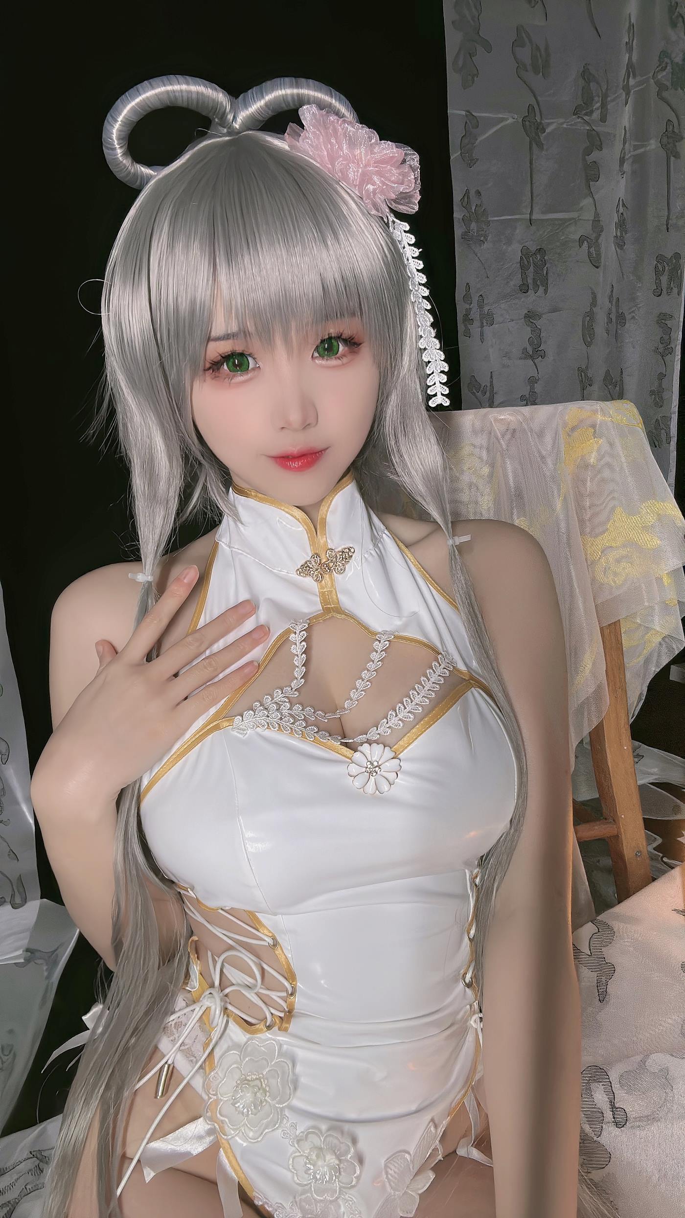 miko酱ww - 洛天依旗袍[30P/273MB]