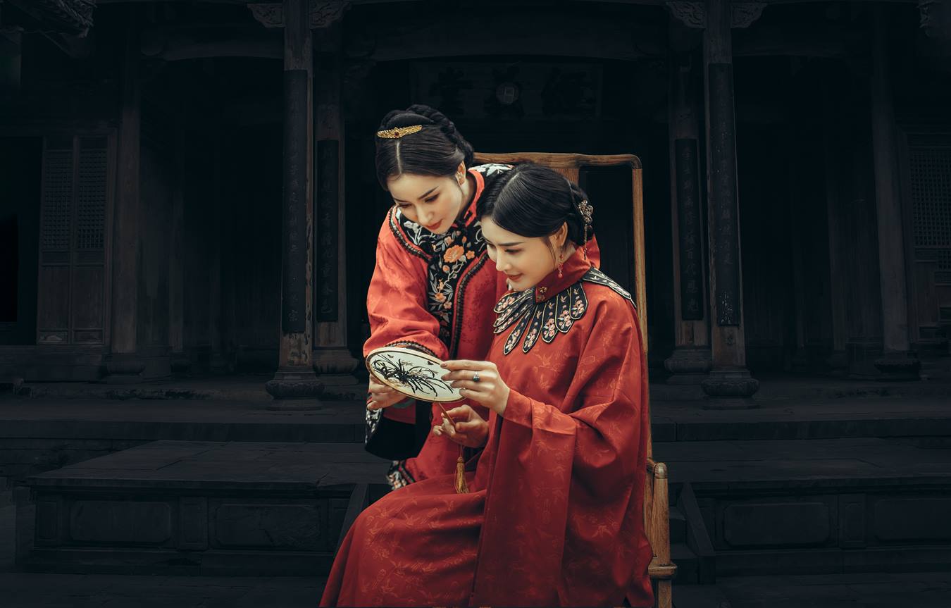 [YITUU艺图语] 2022.05.10 乡愁如酒 敏敏 [26P/228MB]