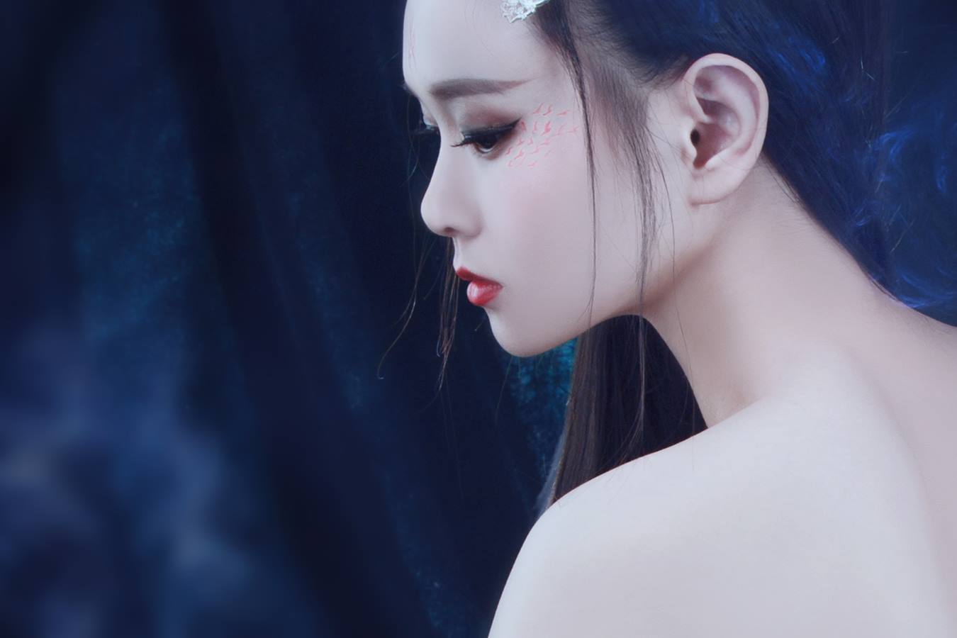 [YITUU艺图语] 2022.04.23 惜奴娇 欣宝 [23P/618MB]