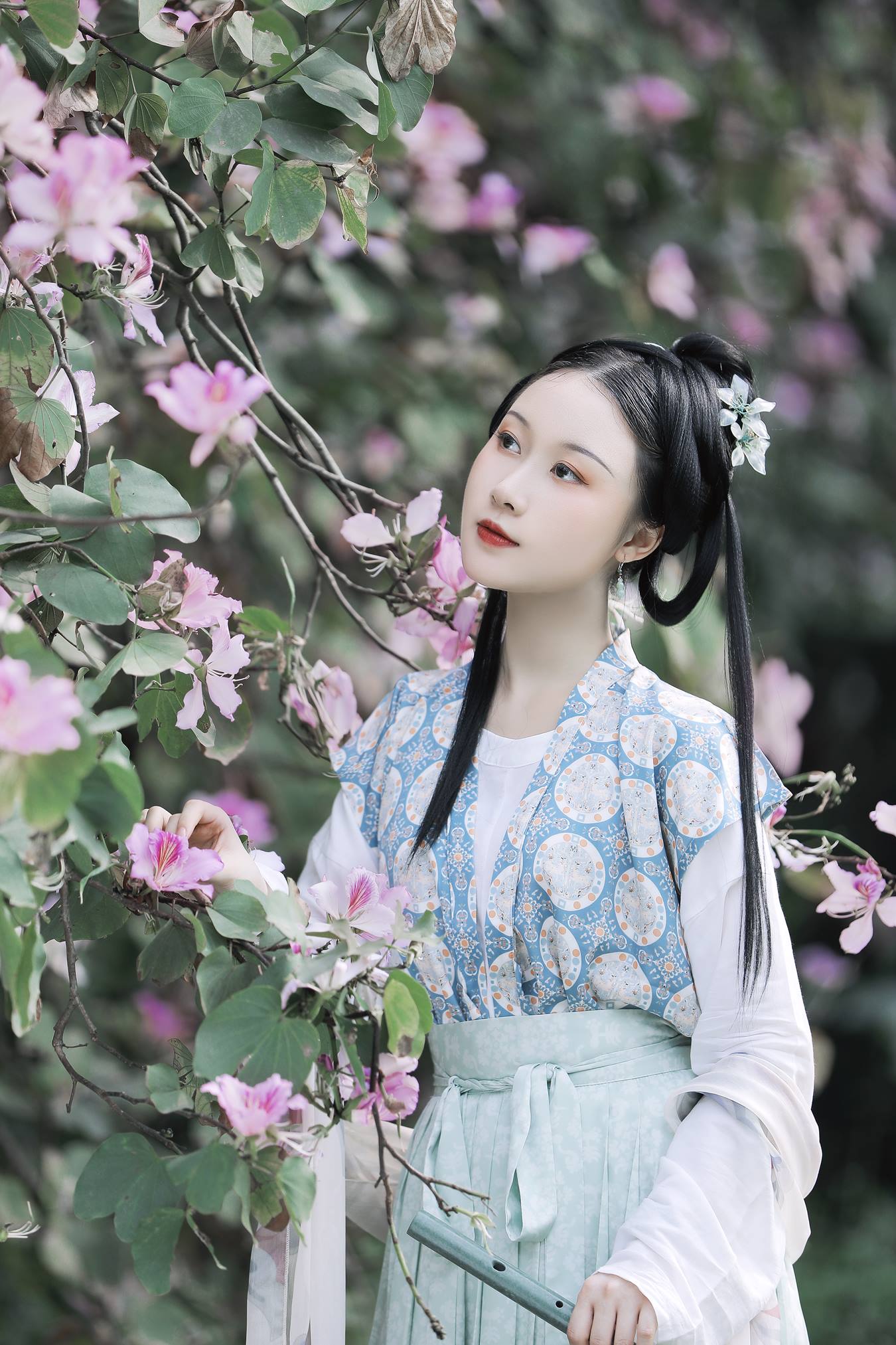 [YITUU艺图语] 2022.04.25 春庭暮 涵涵 [20P/265MB]