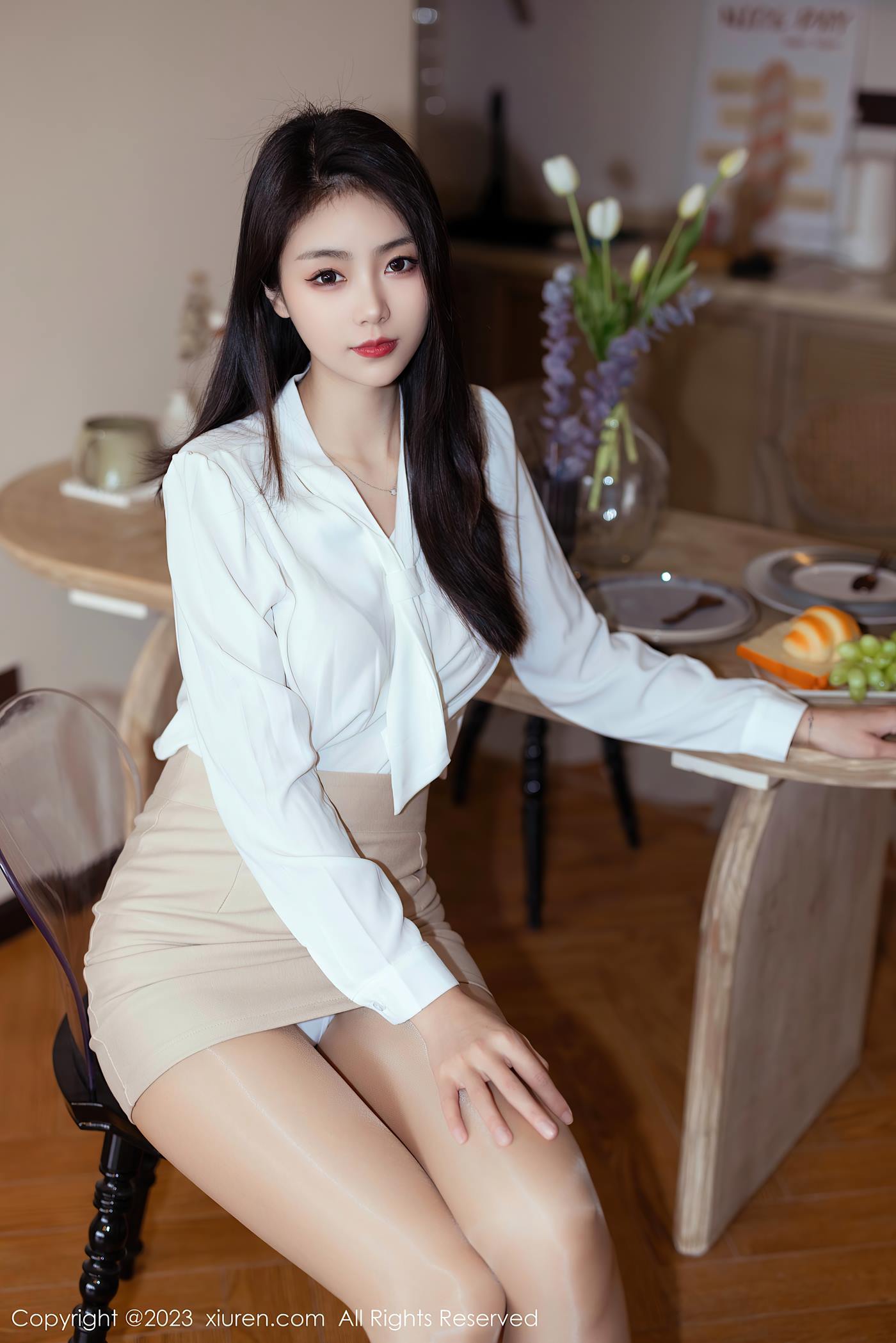 [Xiuren秀人网]2023.03.24 NO.6465 可樂Vicky[64+1P/575MB]