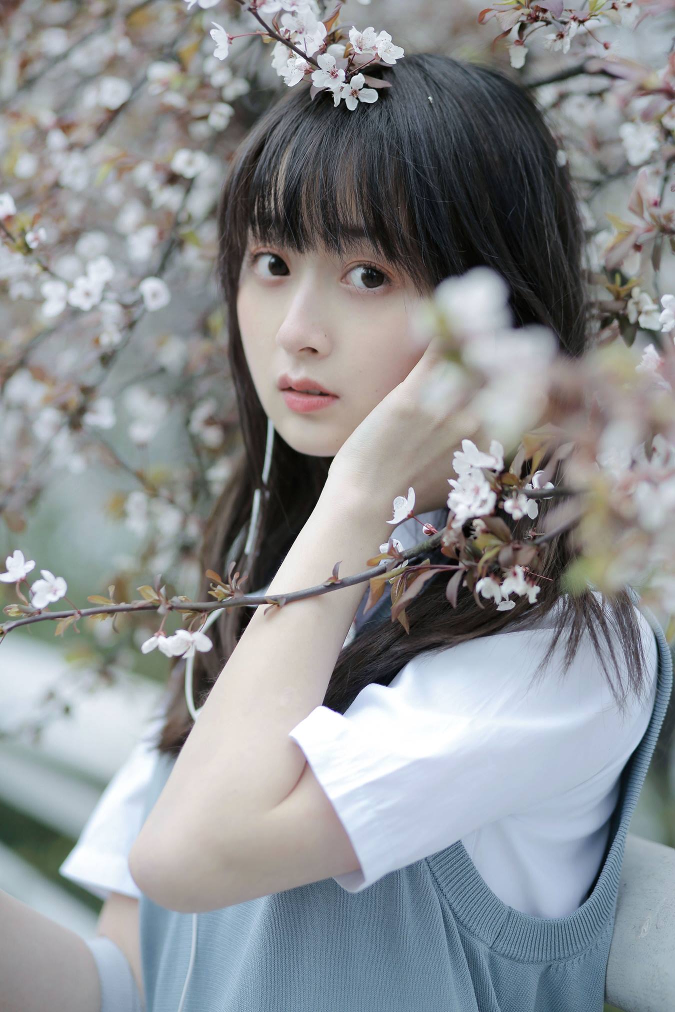 [YITUU艺图语] 2022.05.09 感受春的气息 想七77 [26P/74MB]