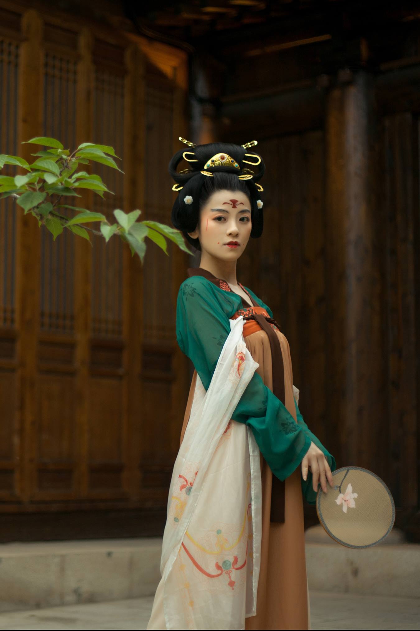 [YITUU艺图语] 2022.05.09 点绛唇 清沅斋 [19P/183MB]