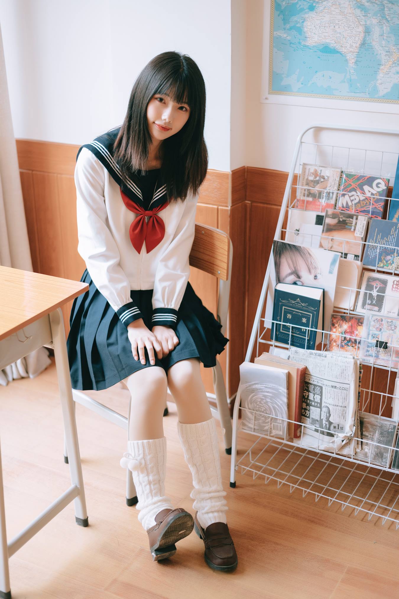 [YITUU艺图语] 2022.05.10 教室少女 玉禾 [20P/204MB]