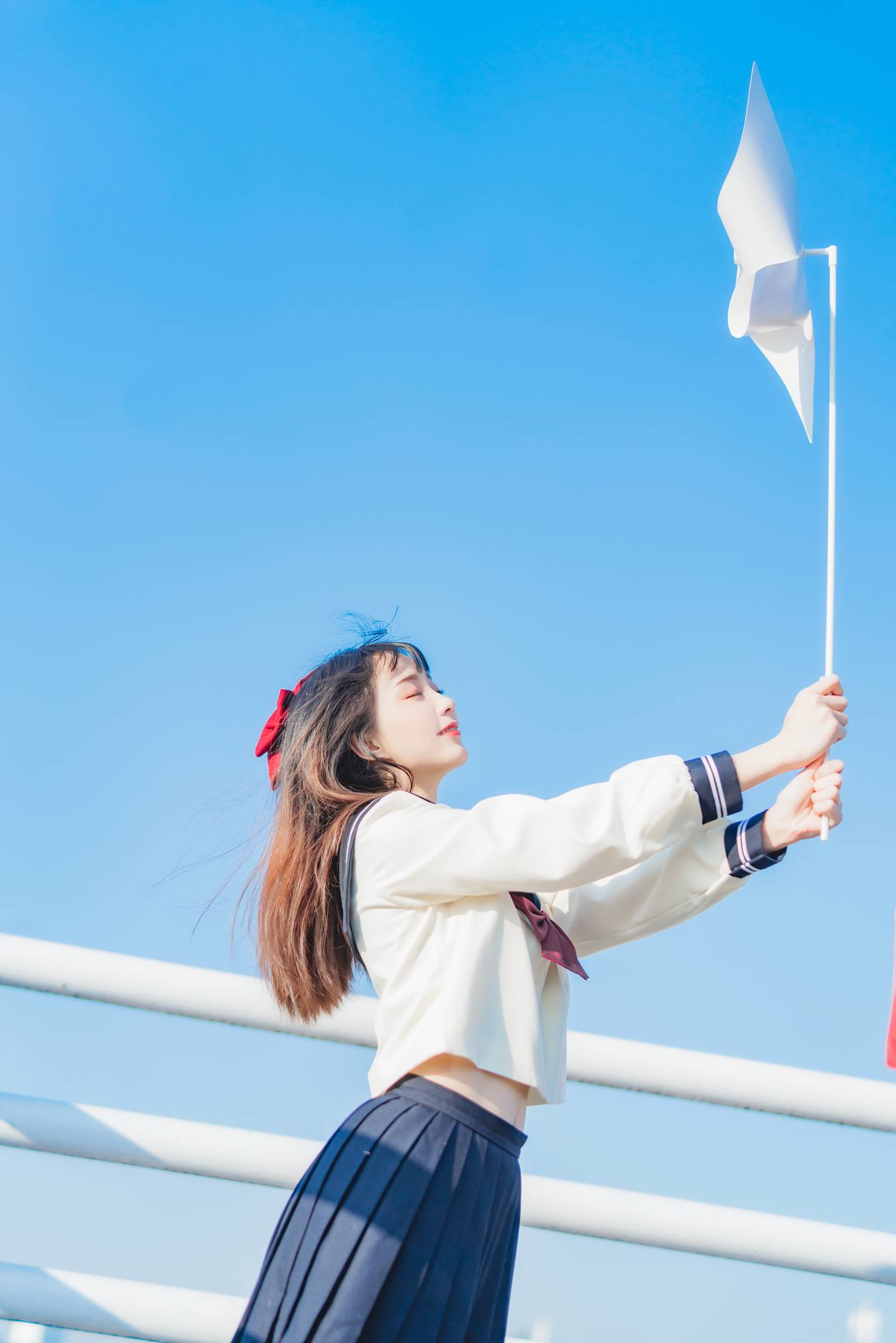 [YITUU艺图语] 2022.04.27 白色风车 思涼poi [26P/302MB]