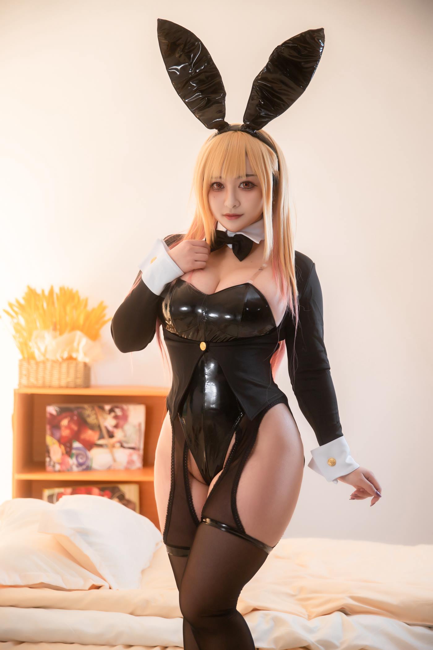 动漫博主洛璃LoLiSAMA  喜多川海梦兔女郎 [32P/350MB]