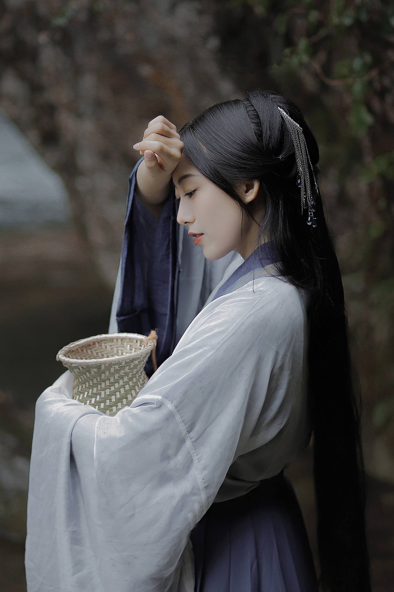 [YITUU艺图语] 2022.05.10 采药女 劉忄乂 [22P/141MB]