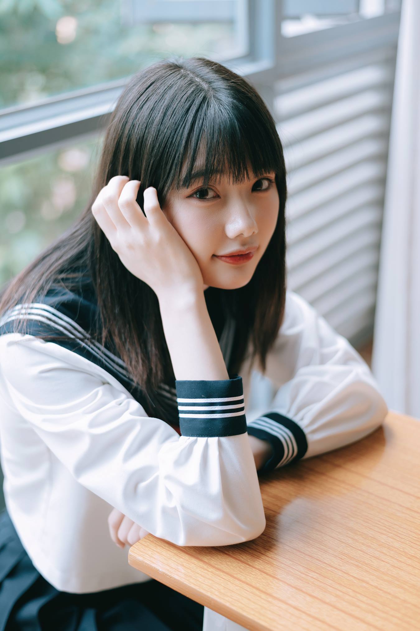 [YITUU艺图语] 2022.05.10 教室少女 玉禾 [20P/204MB]