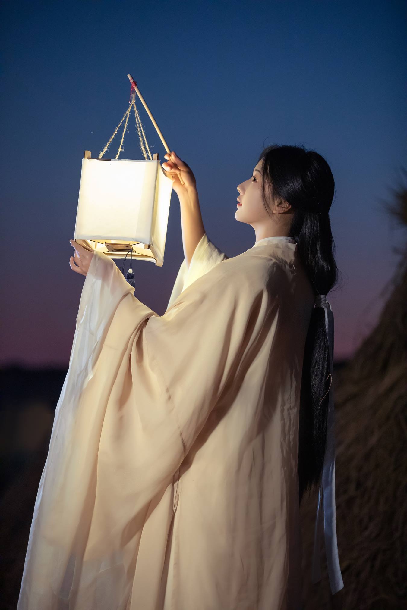 [YITUU艺图语] 2022.05.13 明月皎夜光 酸辣湯兒 [22P/362MB]