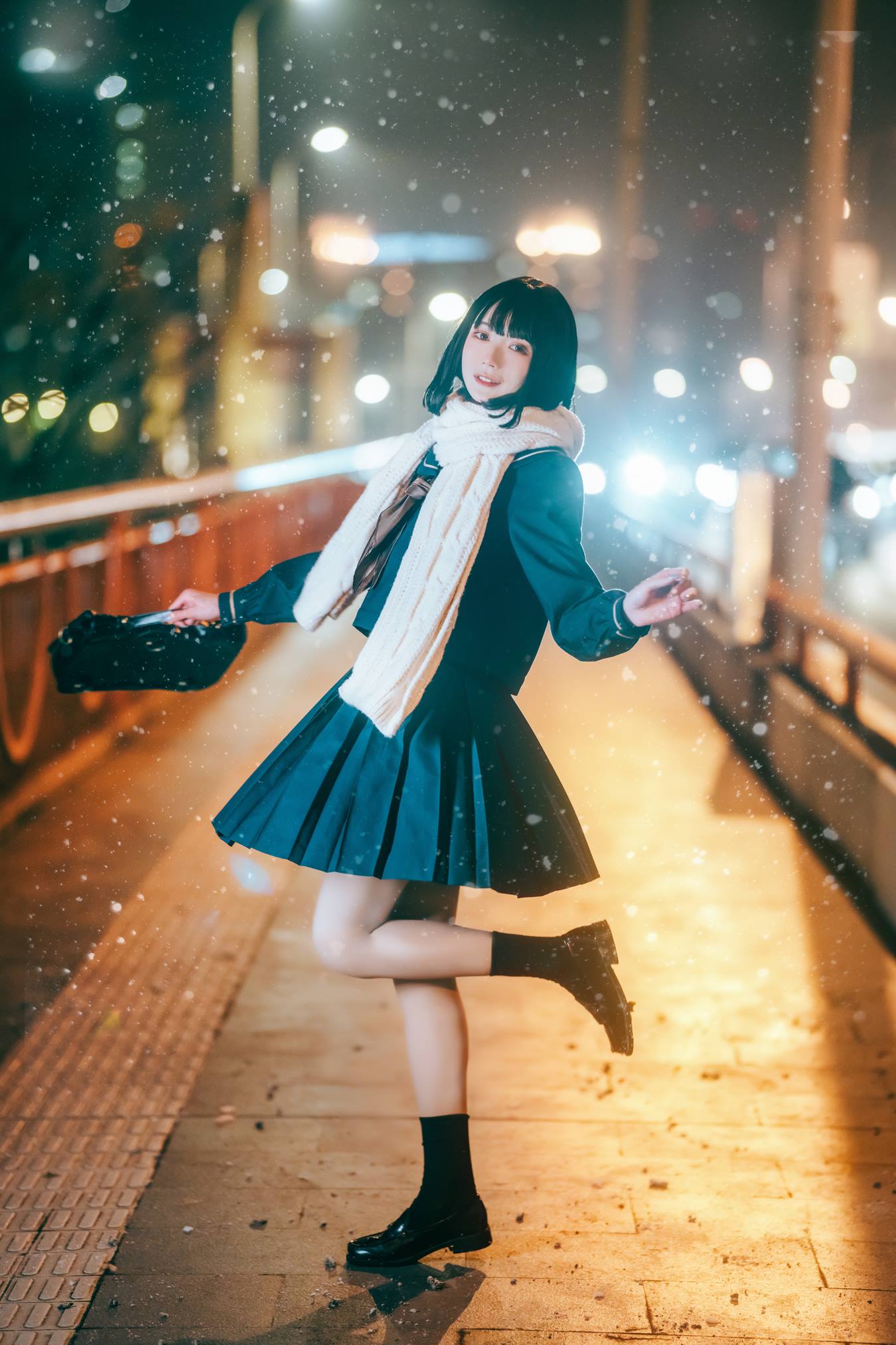 [YITUU艺图语] 2022.05.10 雪夜 兔子Zzz不吃胡萝卜 [23P/227MB]