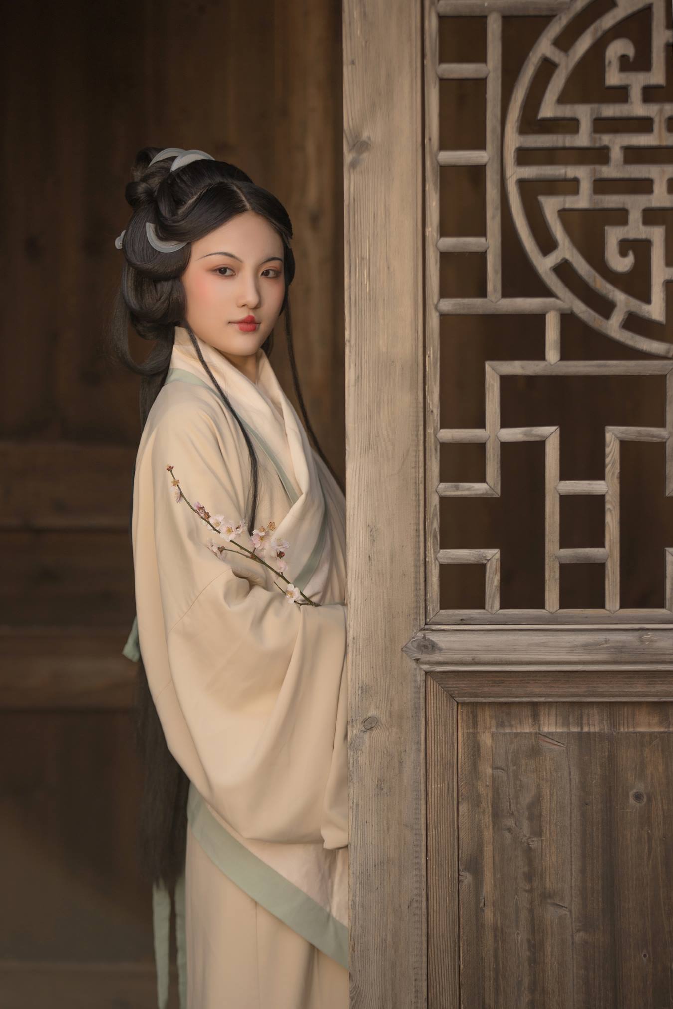 [YITUU艺图语] 2022.05.11 佳人赋 公子千邪 [22P/236MB]