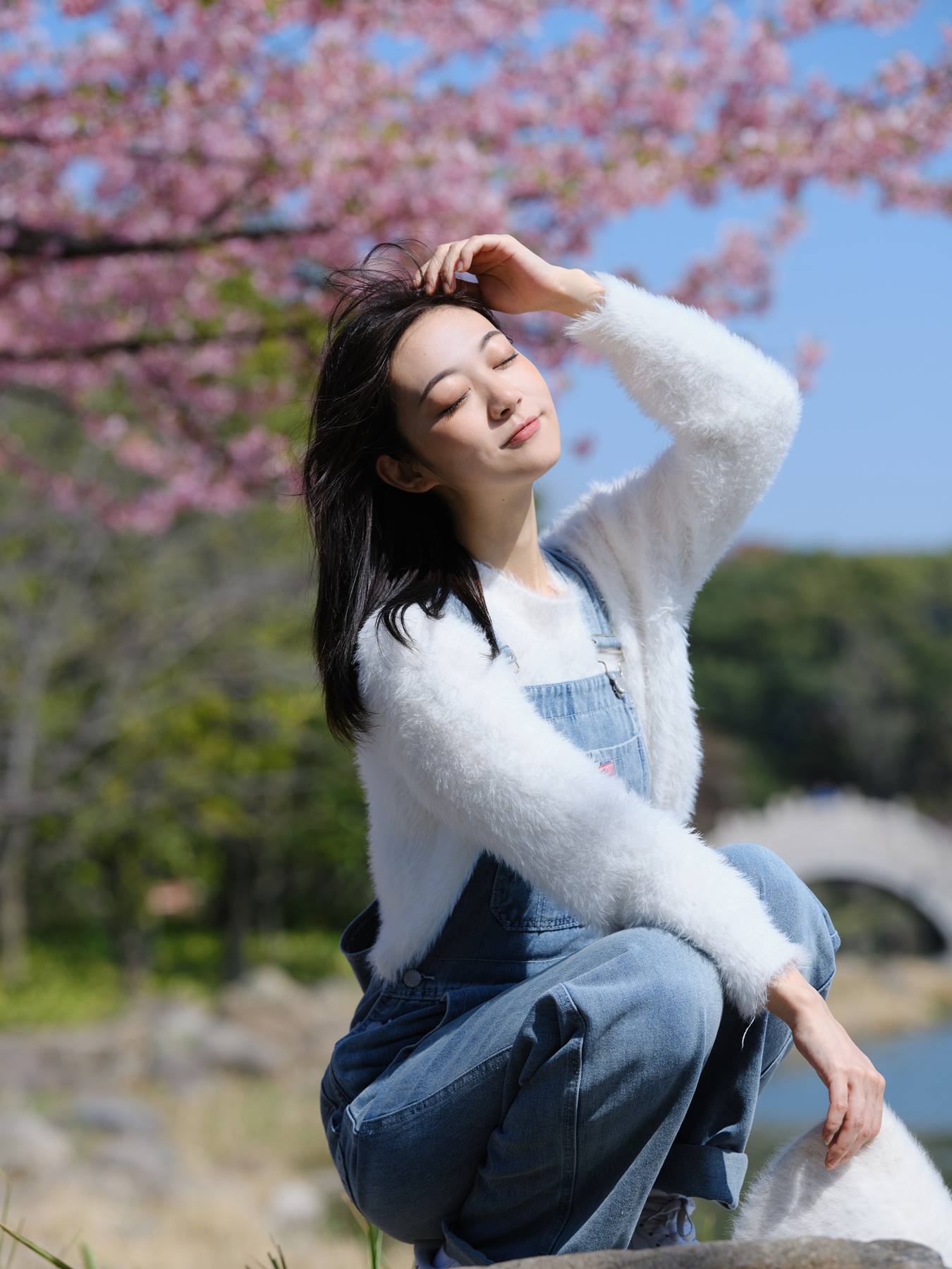 [YITUU艺图语] 2022.05.12 早樱 飞鸟咕咕- [23P/373MB]