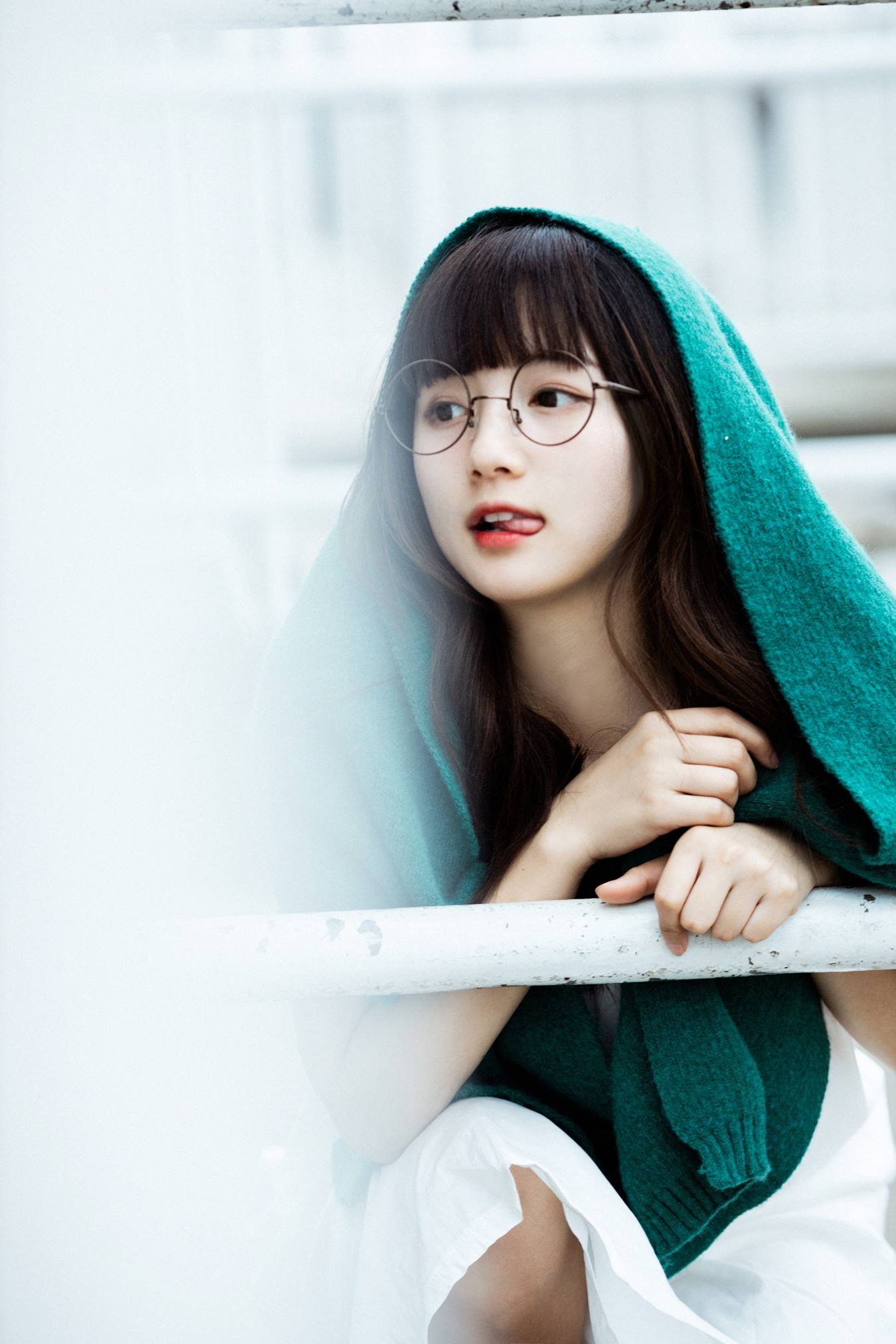 [YITUU艺图语] 2022.04.23 街头少女 黎美汐 [27P/439MB]