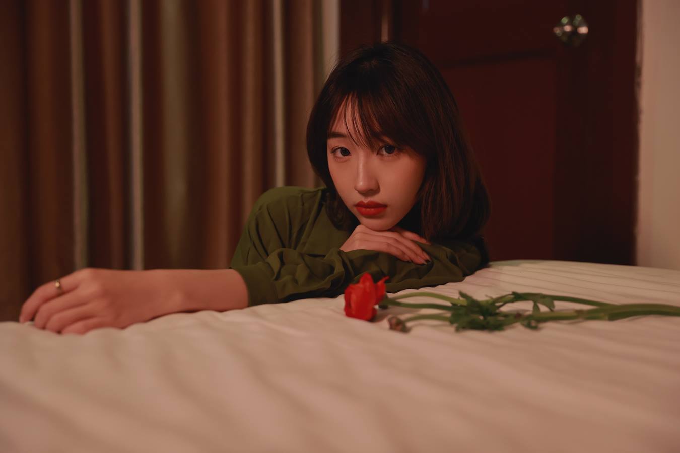 [YITUU艺图语] 2022.05.09 暗香 UU [32P/251MB]