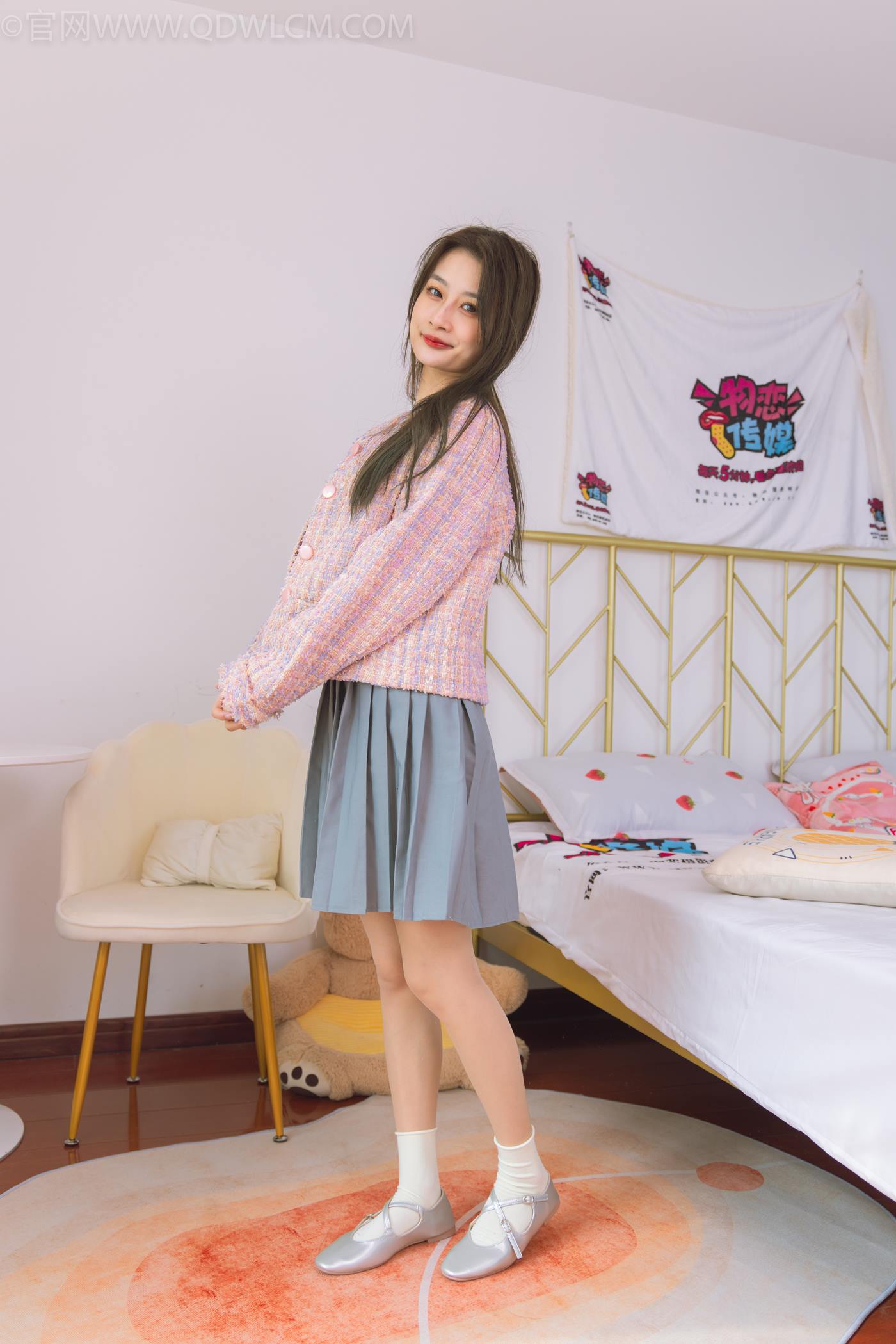 物恋传媒 NO.1522 卿卿-红色情怀[150P/1V/6.20GB]