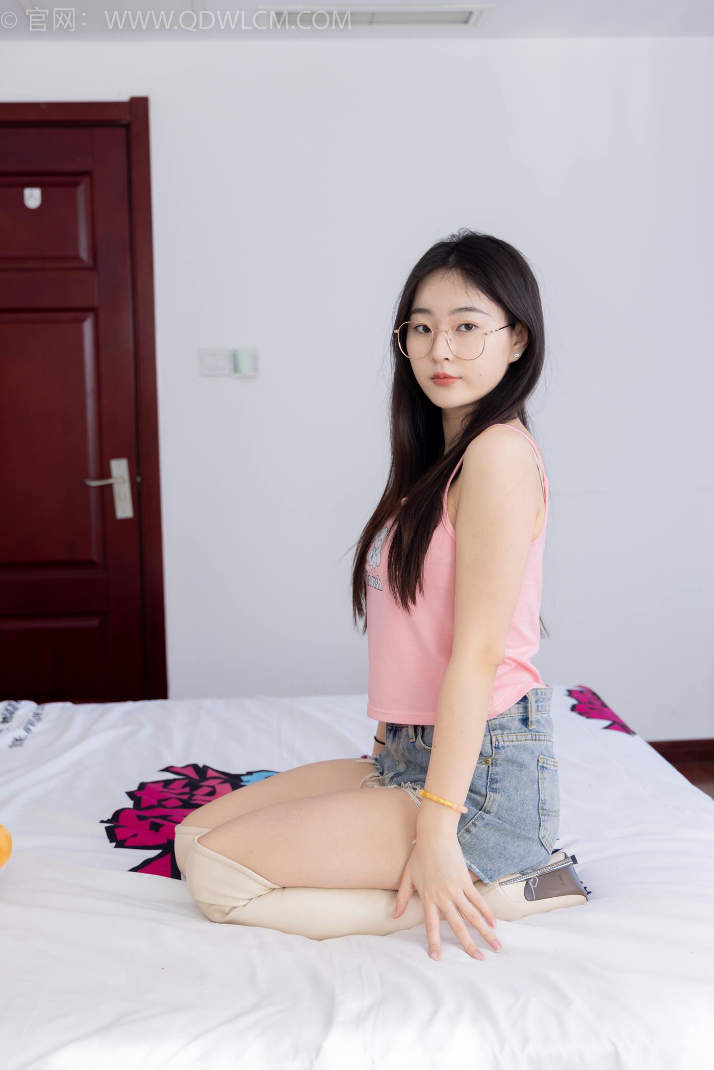 物恋传媒 NO.1519 美兔-机车少女[170P/1V/4.04GB]