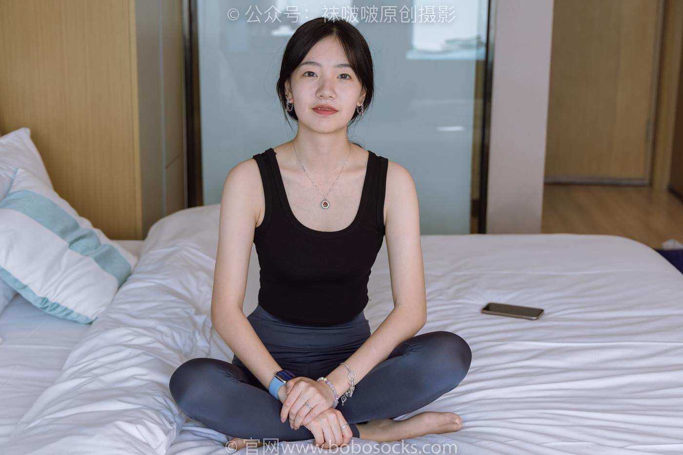 [BoBoSocks袜啵啵]NO.212 小甜豆-运动鞋、肉丝、瑜伽裤裤里丝[140P/1V/5.76GB]