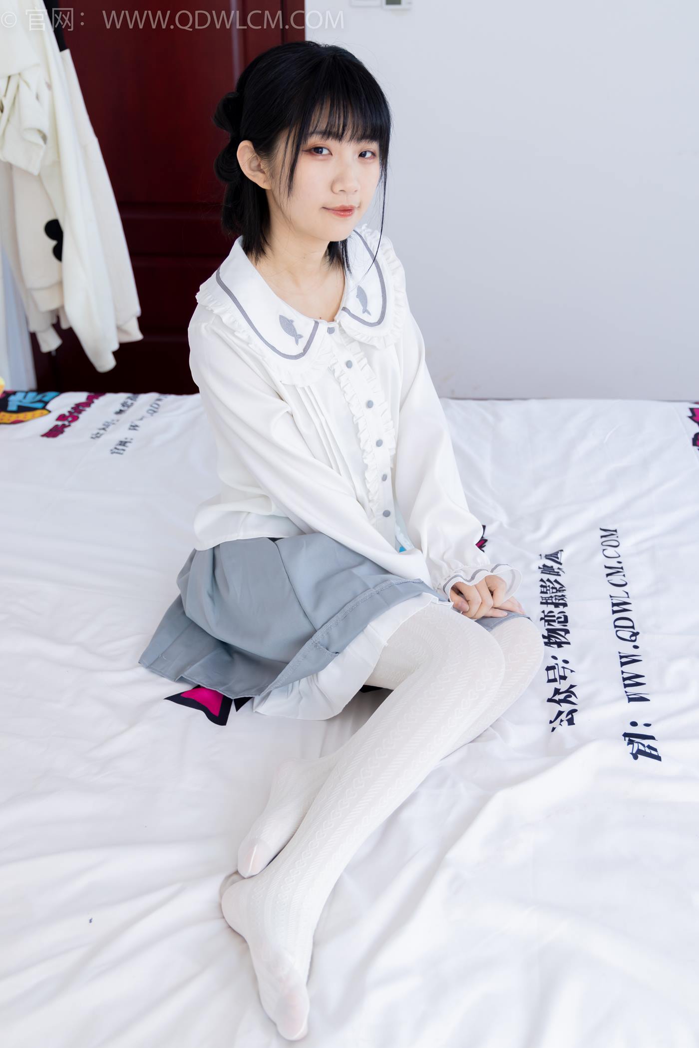 物恋传媒 NO.1528 暗月-夏日葡萄[150P/1V/3.25GB]