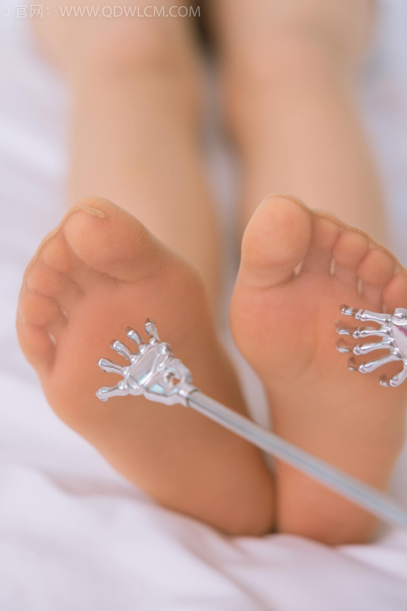 物恋传媒 NO.1535 纤纤-孤独雪女[150P/1V/4.87GB]