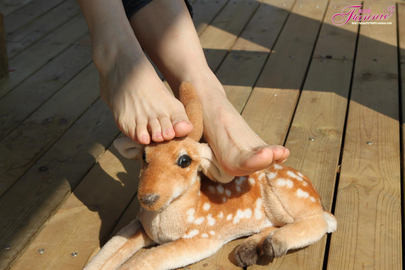 Fannie芬妮美足园 006 2009圣诞快乐！[76P/203MB]