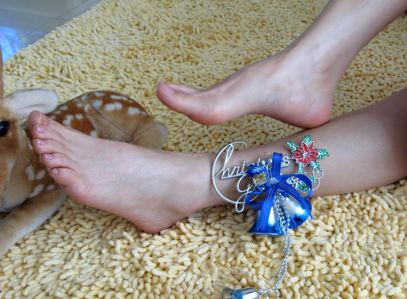 Fannie芬妮美足园 No.003 2008圣诞快乐（裸足） [59P/209MB]