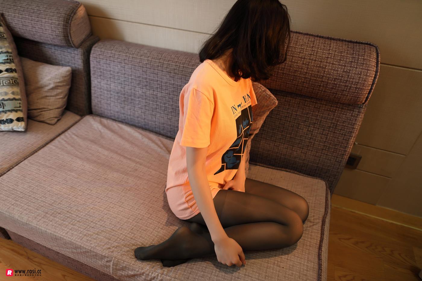 [ROSI写真] 艺学妹系列 2018.09.21 NO.0021[32+1P/42M]