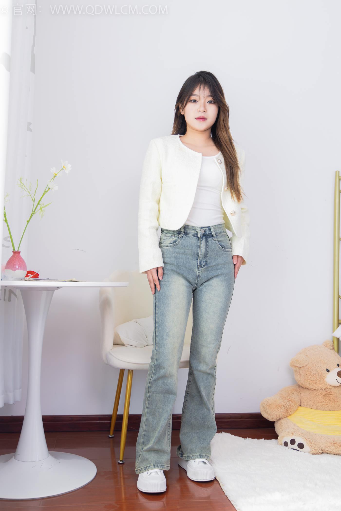 物恋传媒 NO.1556 闪闪-闪闪发光[150P/1V/3.16GB]