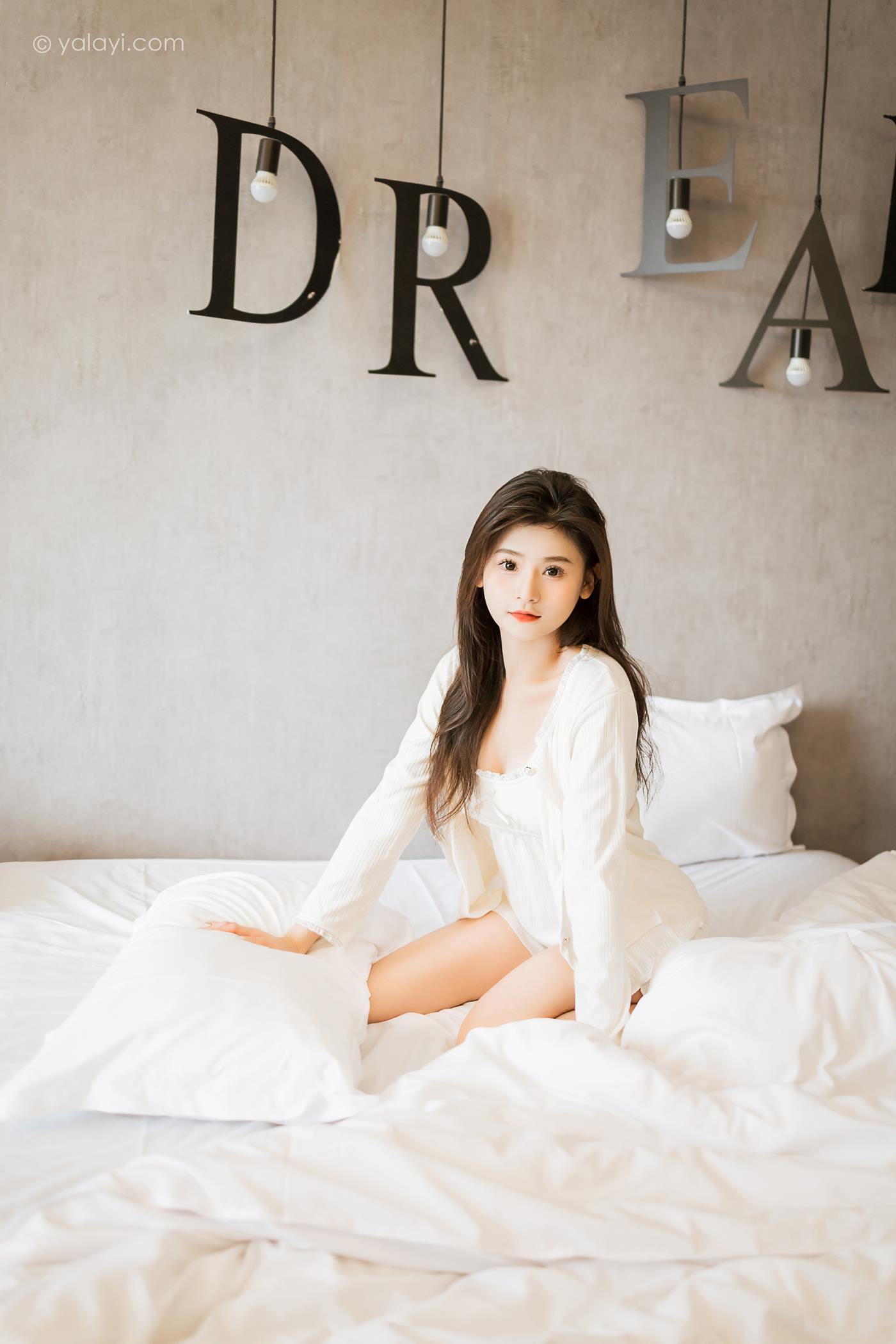 [YALAYI雅拉伊]2023.03.27 NO.1016 超甜小日常 若婷[41+1P/385MB]