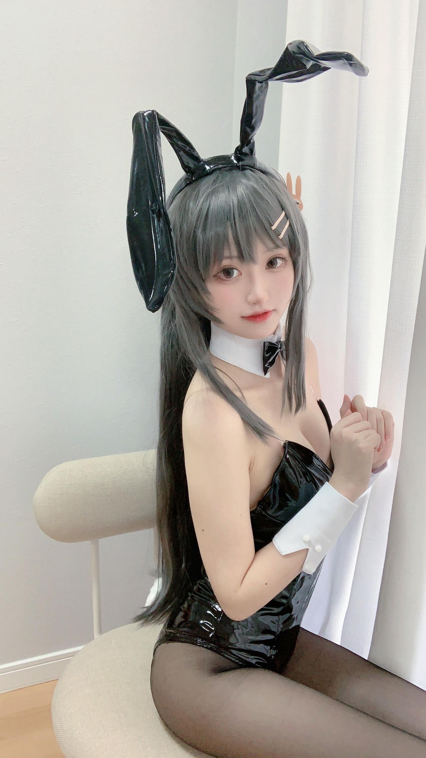 千阳(ちよ) - 麻衣学姐兔子装[19P/57MB]