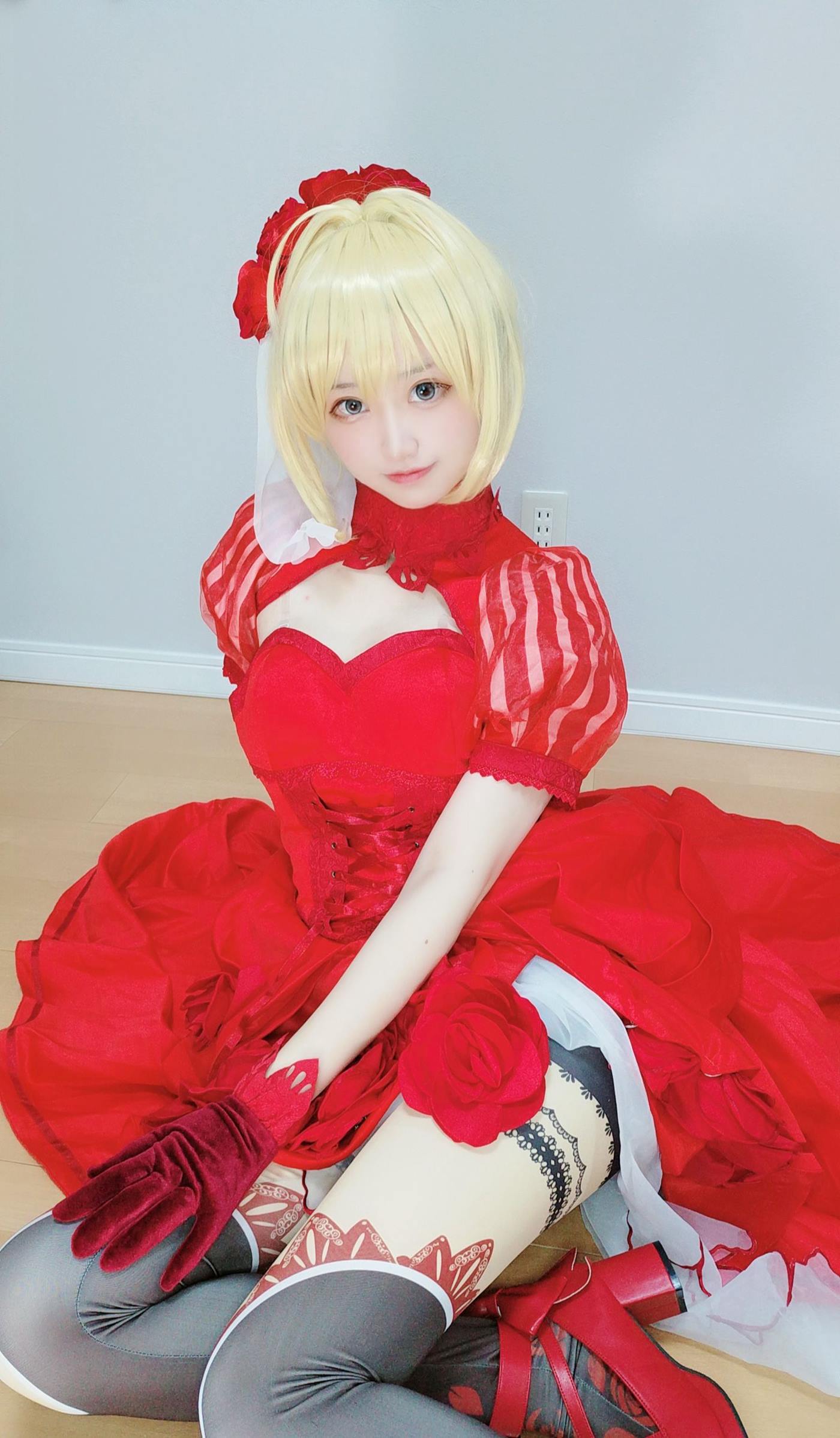 千阳(ちよ)  - 尼禄红礼服[11P/23MB]