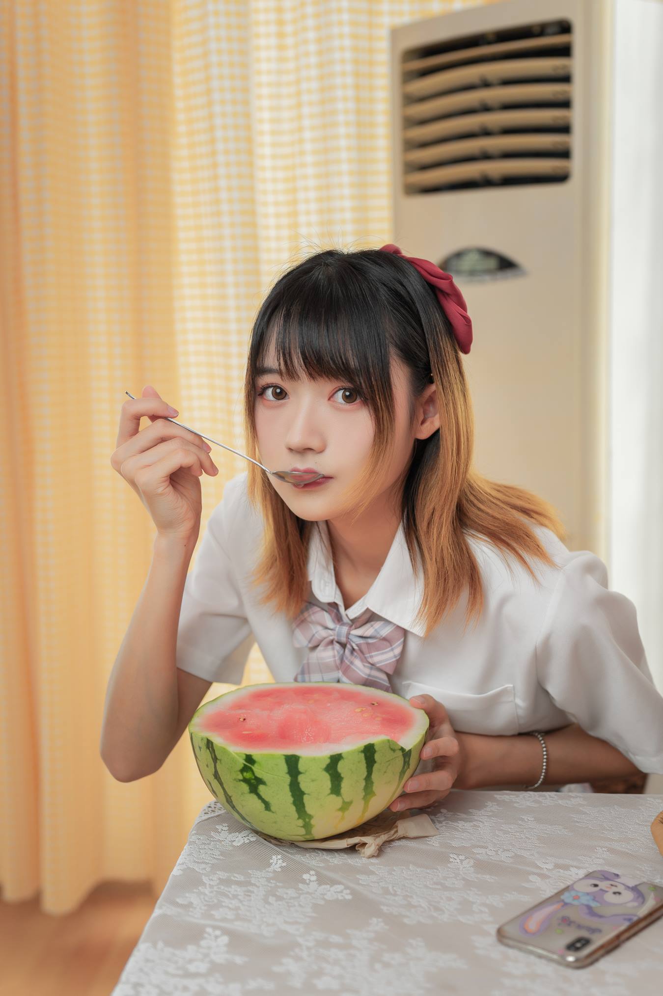 [YITUU艺图语] 2022.05.18 少女心事 兔子Zzz不吃胡萝卜 [32P/234MB]