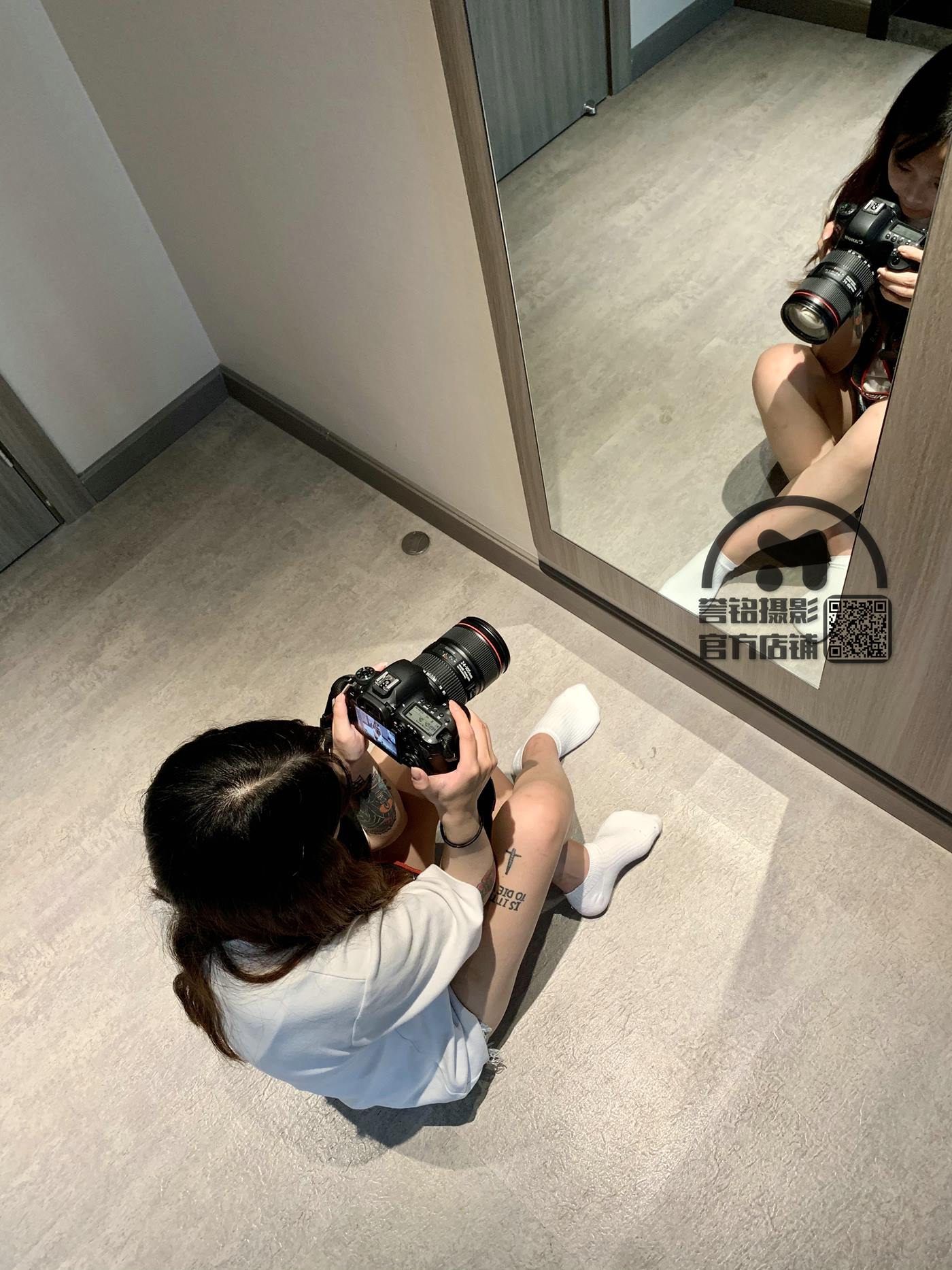 [誉铭传媒]袜足摄影 2020年《09月 幕后作品》[15P/1V/700MB]