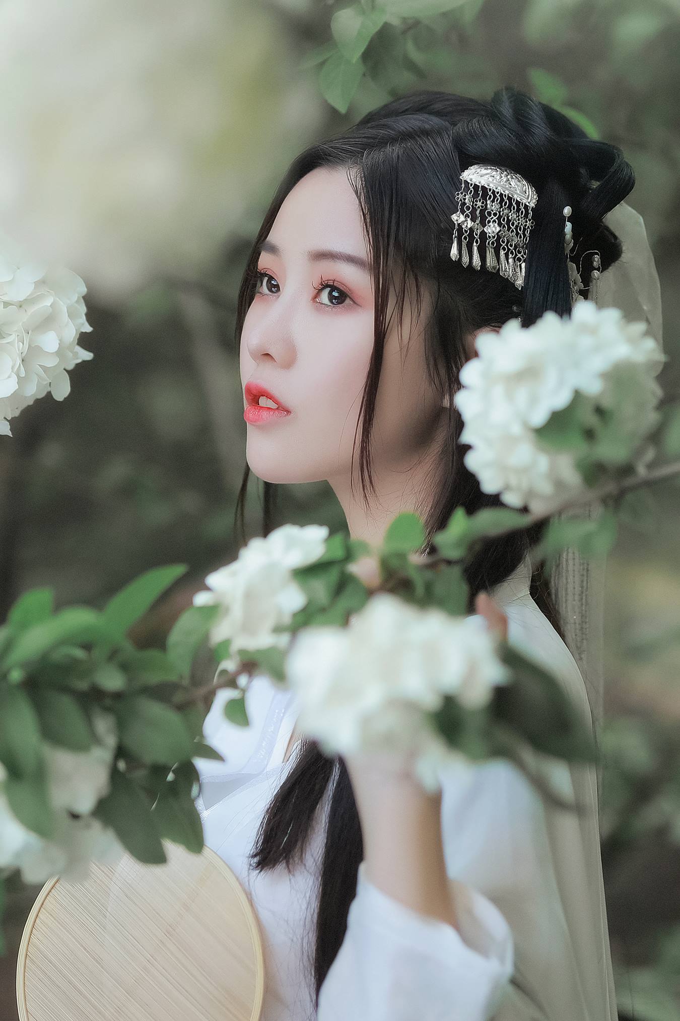 [YITUU艺图语] 2022.05.20 紫荆花开 若希icy [23P/592MB]