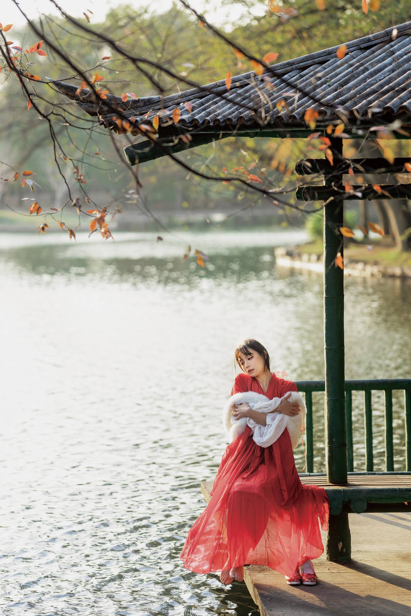 [YITUU艺图语] 2022.05.18 光感之美 贰加六 [24P/331MB]