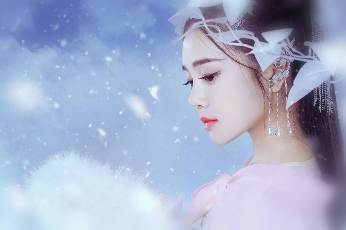 [YITUU艺图语] 2022.05.19 落雪归 甜宝 [22P/139MB]