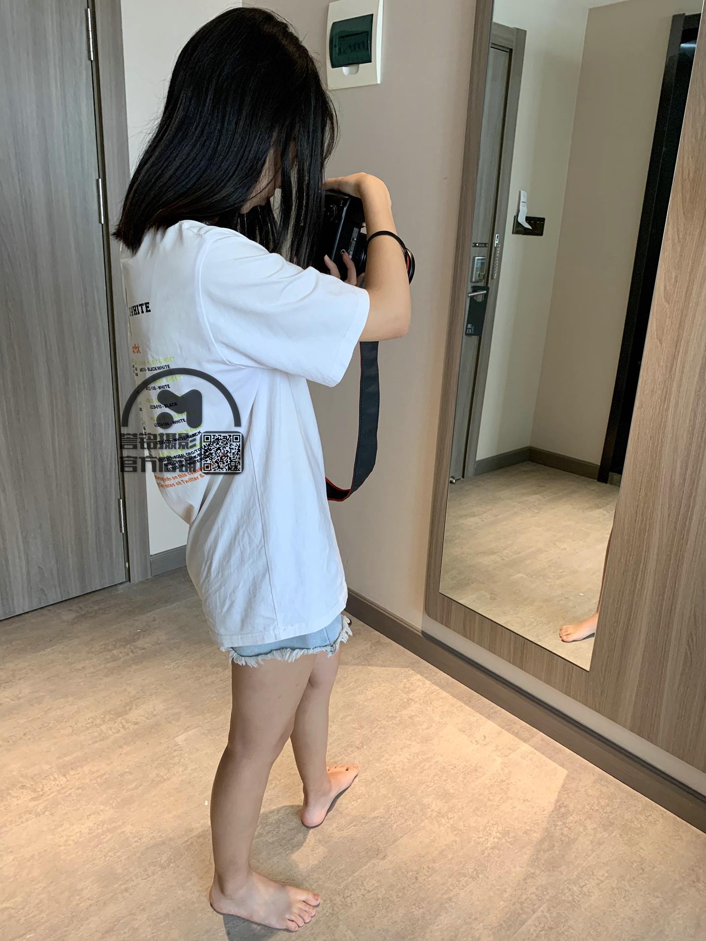 [誉铭传媒]袜足摄影 2020年《08月 幕后作品》[11P/8V/575MB]