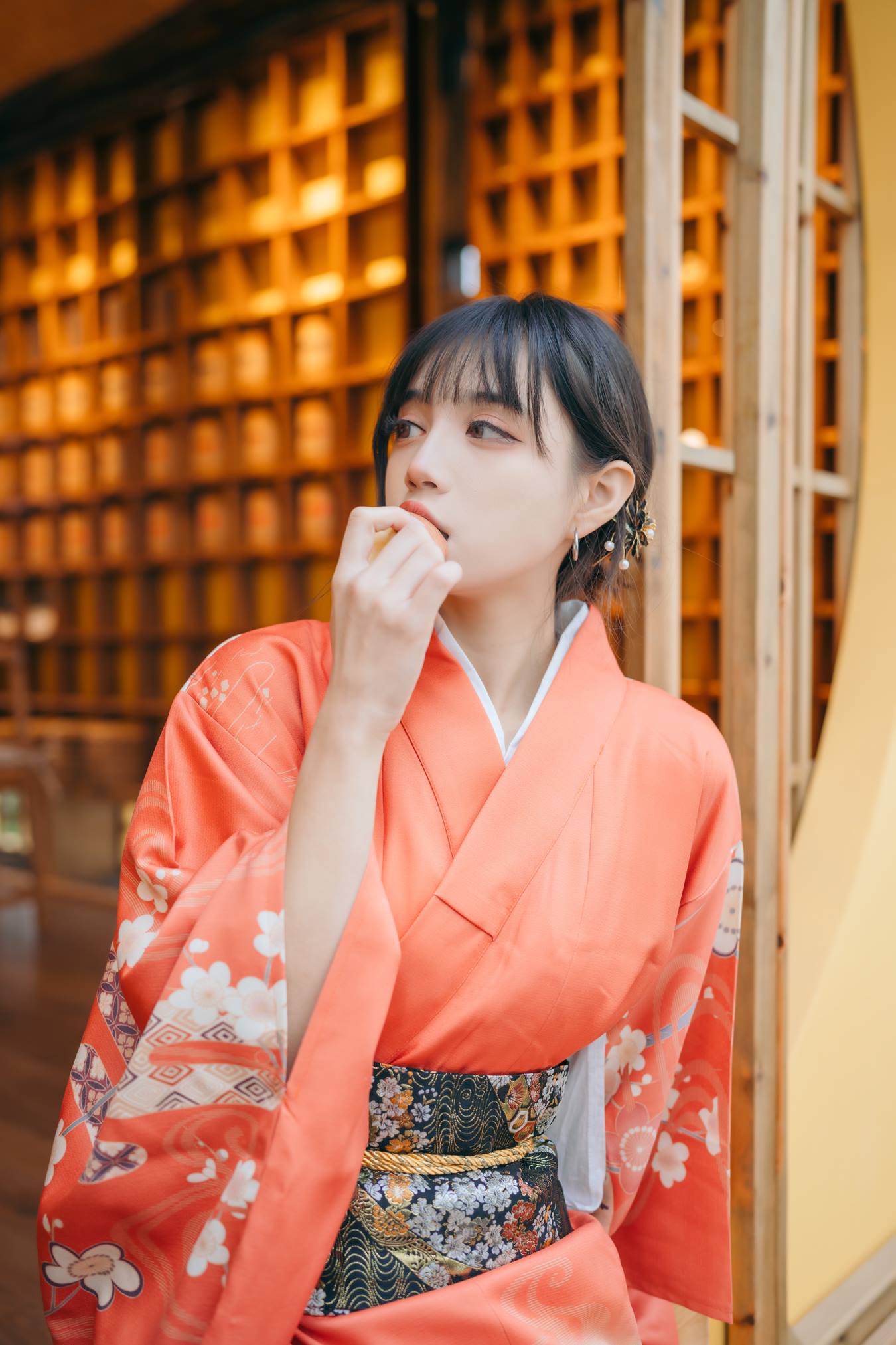 [YITUU艺图语] 2022.05.15 浴衣清晨 贰加六 [22P/164MB]