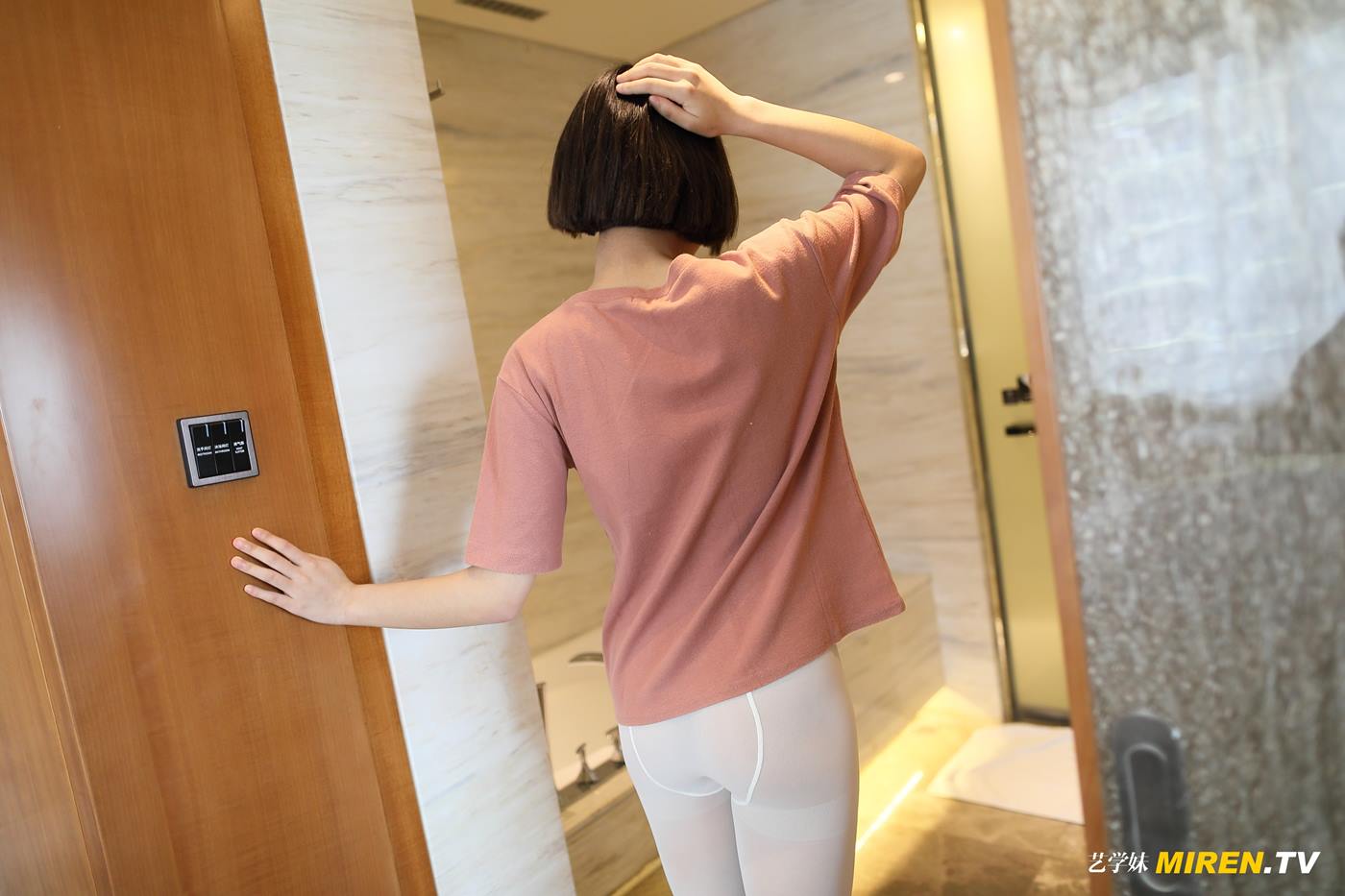 [ROSI艺学妹]2020.02.06 NO.069[62+1P/44.9M]