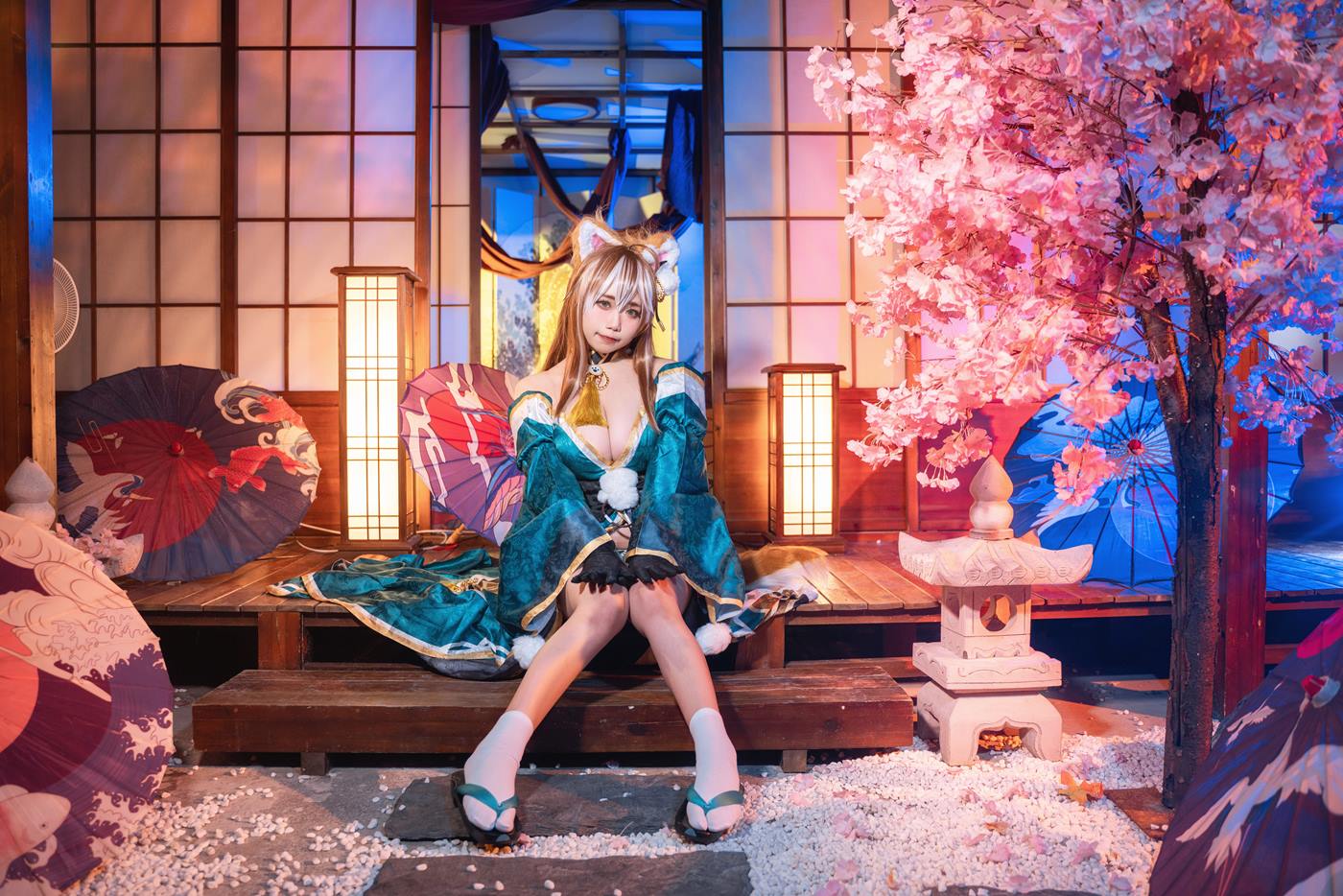 贞子蜜桃 - 原神 希娜小姐[19P/250MB]