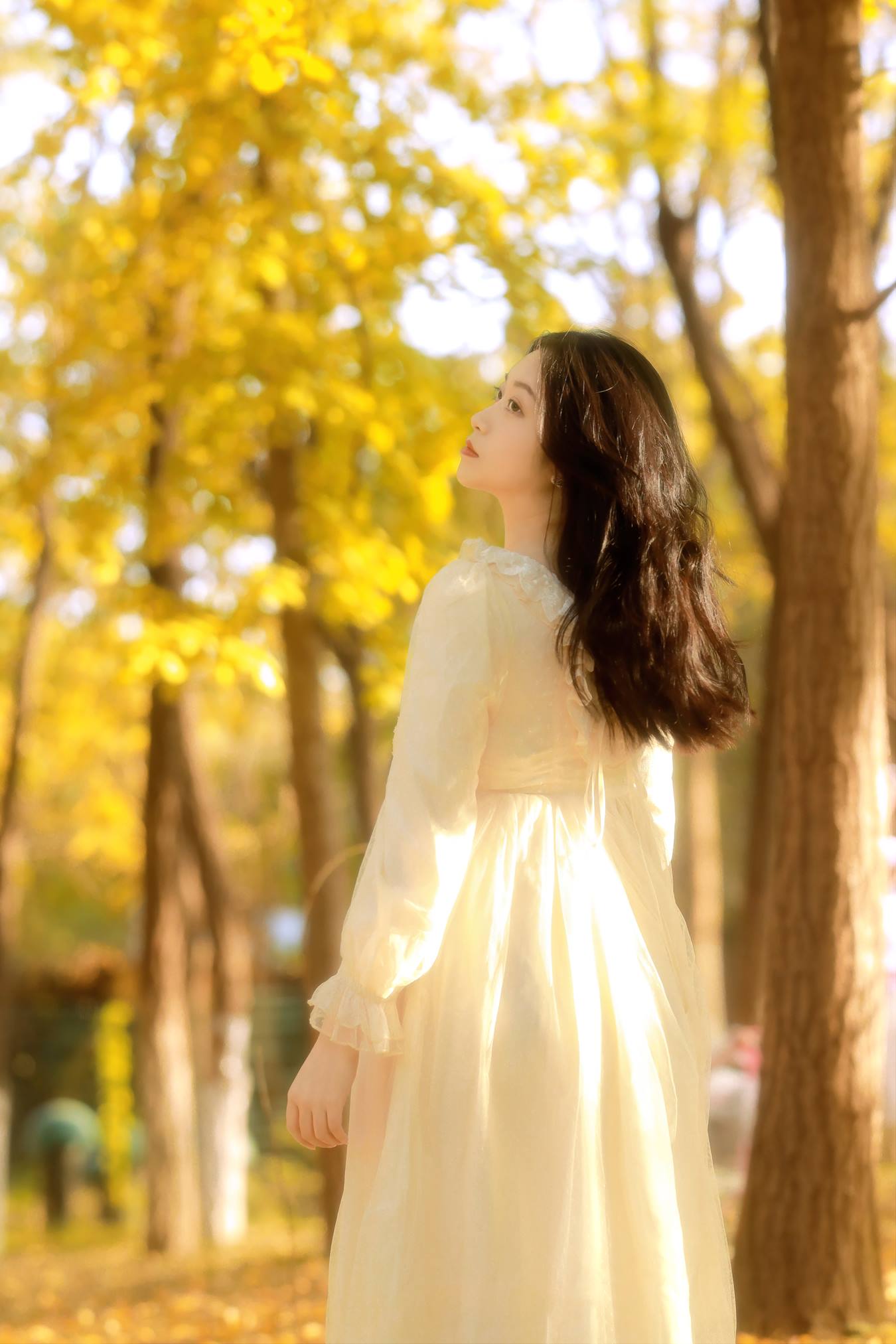 [YITUU艺图语] 2022.05.16 秋末一瞥 林林 [20P/113MB]