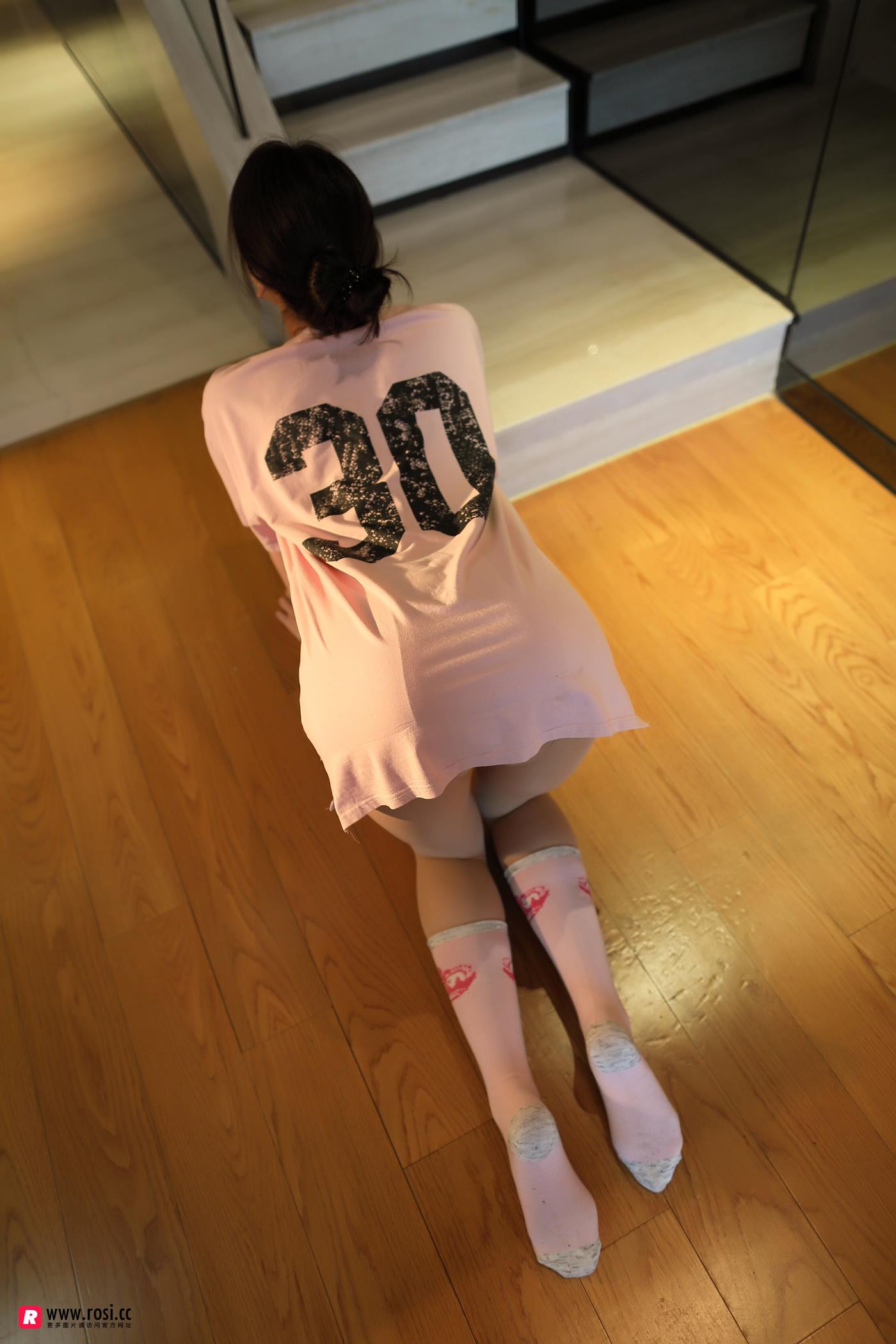 [ROSI写真] 艺学妹系列 2018.10.06 NO.0025 [31P/26MB]
