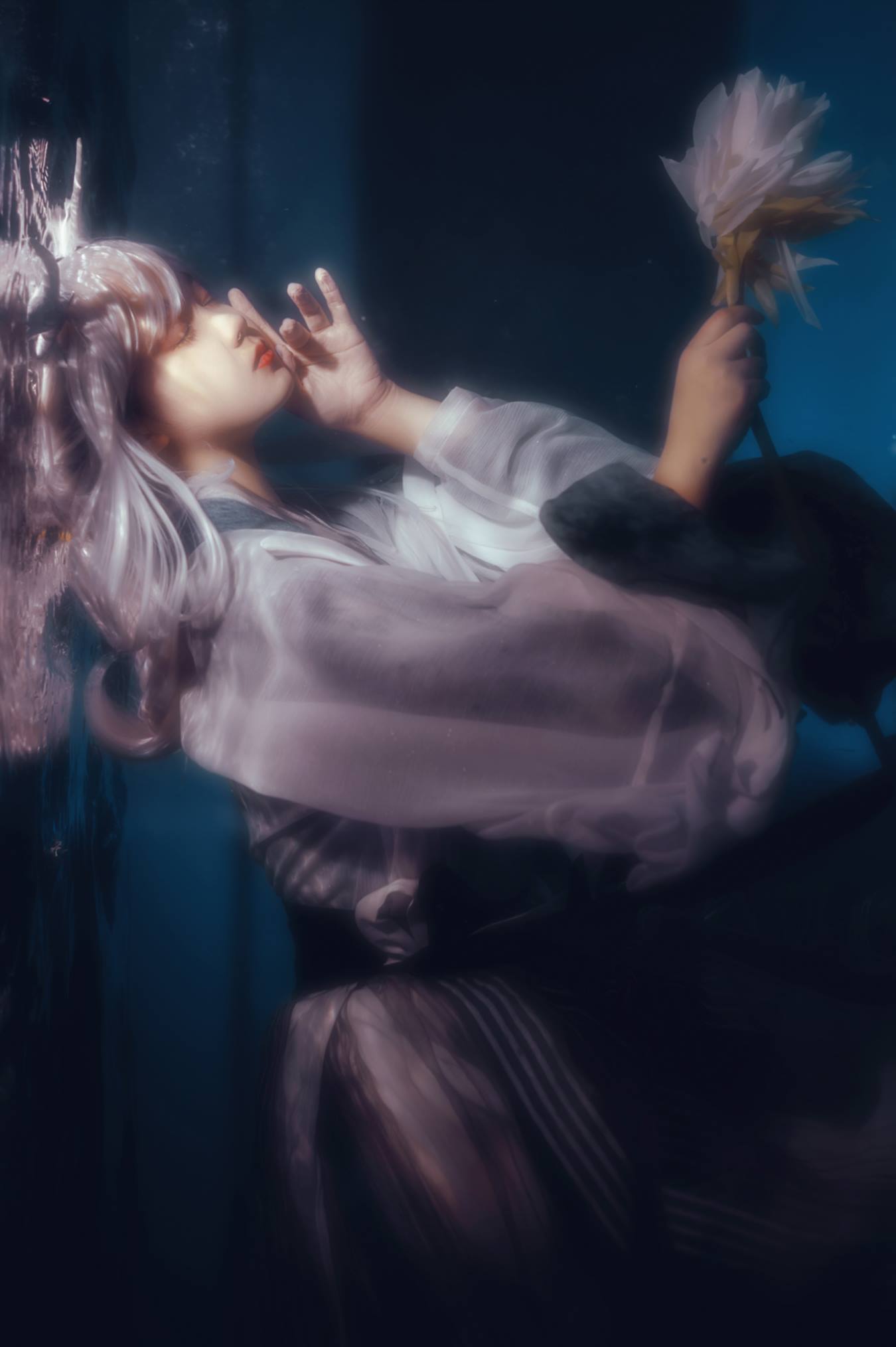 [YITUU艺图语] 2022.05.20 岚泽一梦 鲸染 [20P/137MB]